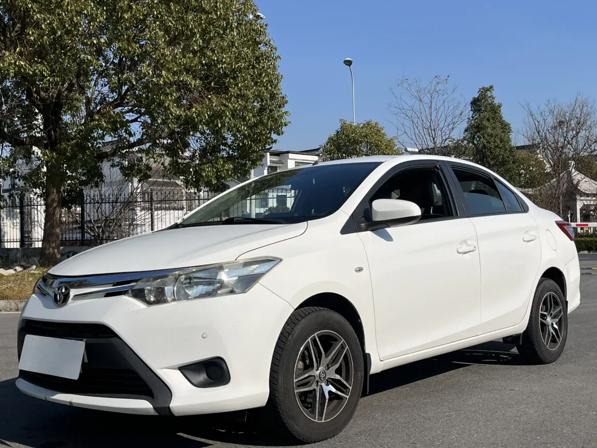 Toyota Vios  из Китая