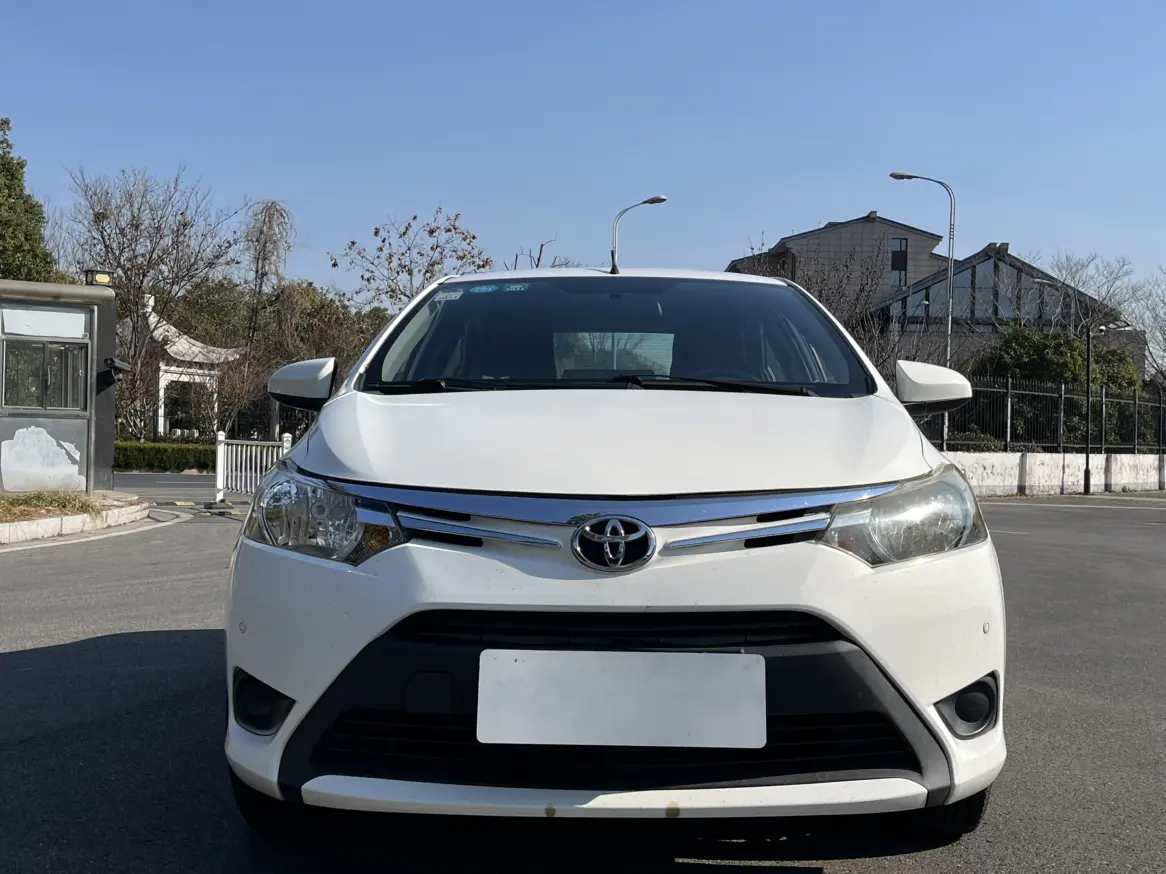 Toyota Vios  из Китая