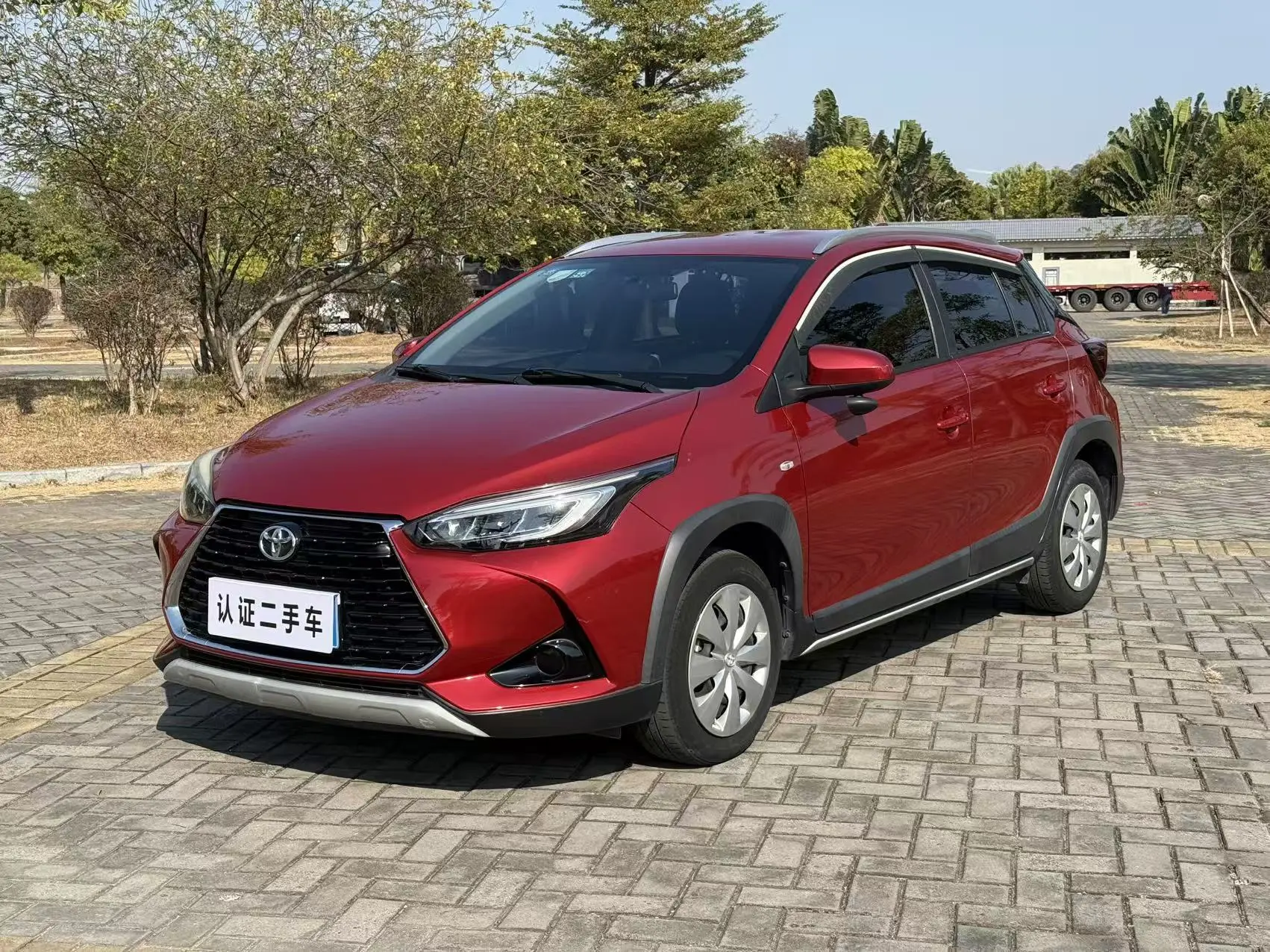 Toyota Yaris L  из Китая