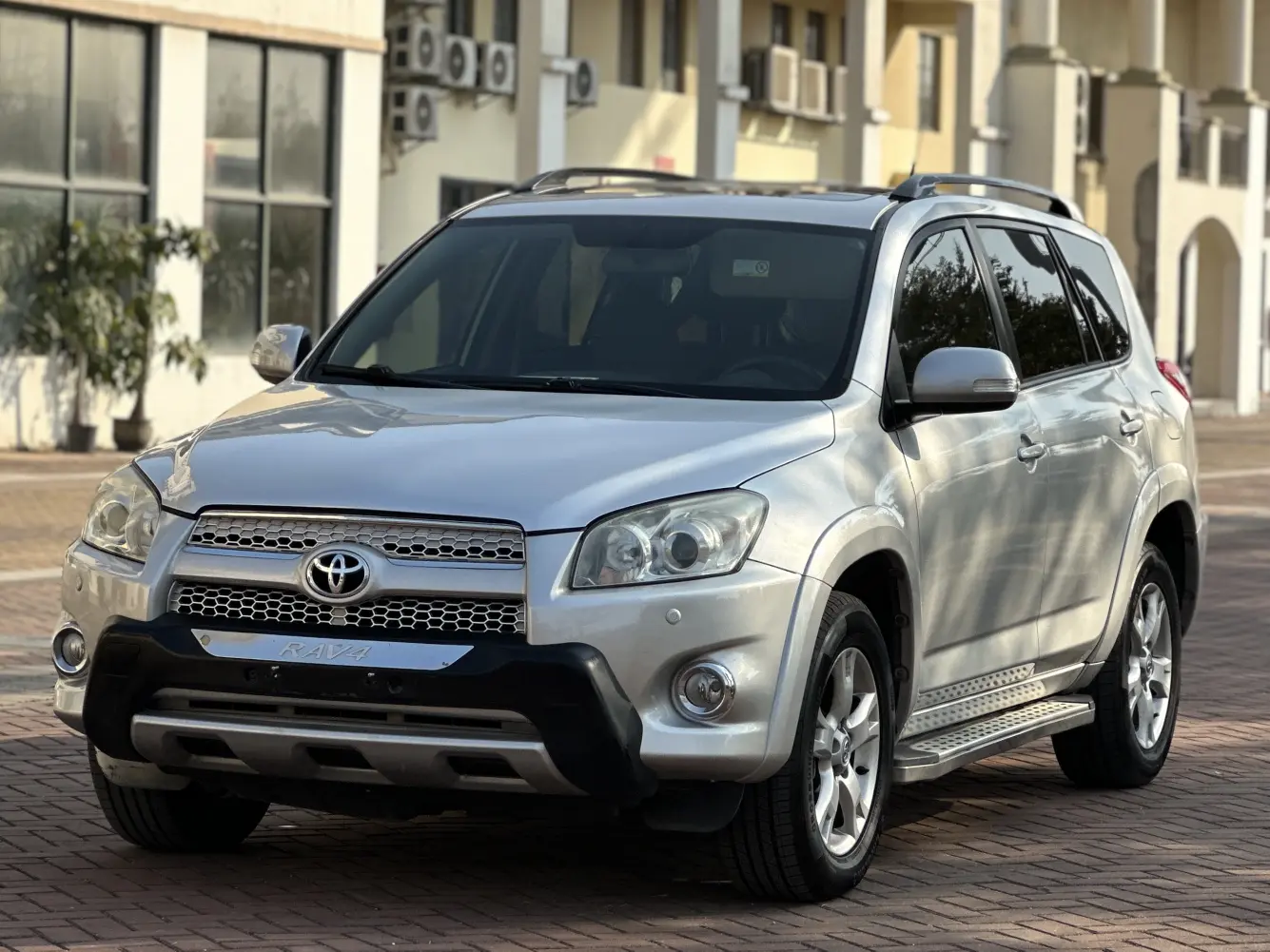 Toyota RAV4  из Китая