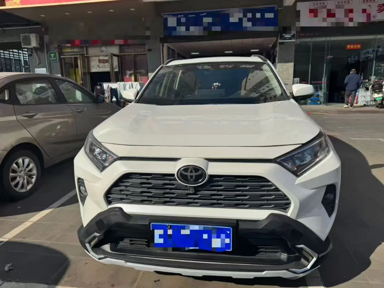 Toyota RAV4  из Китая