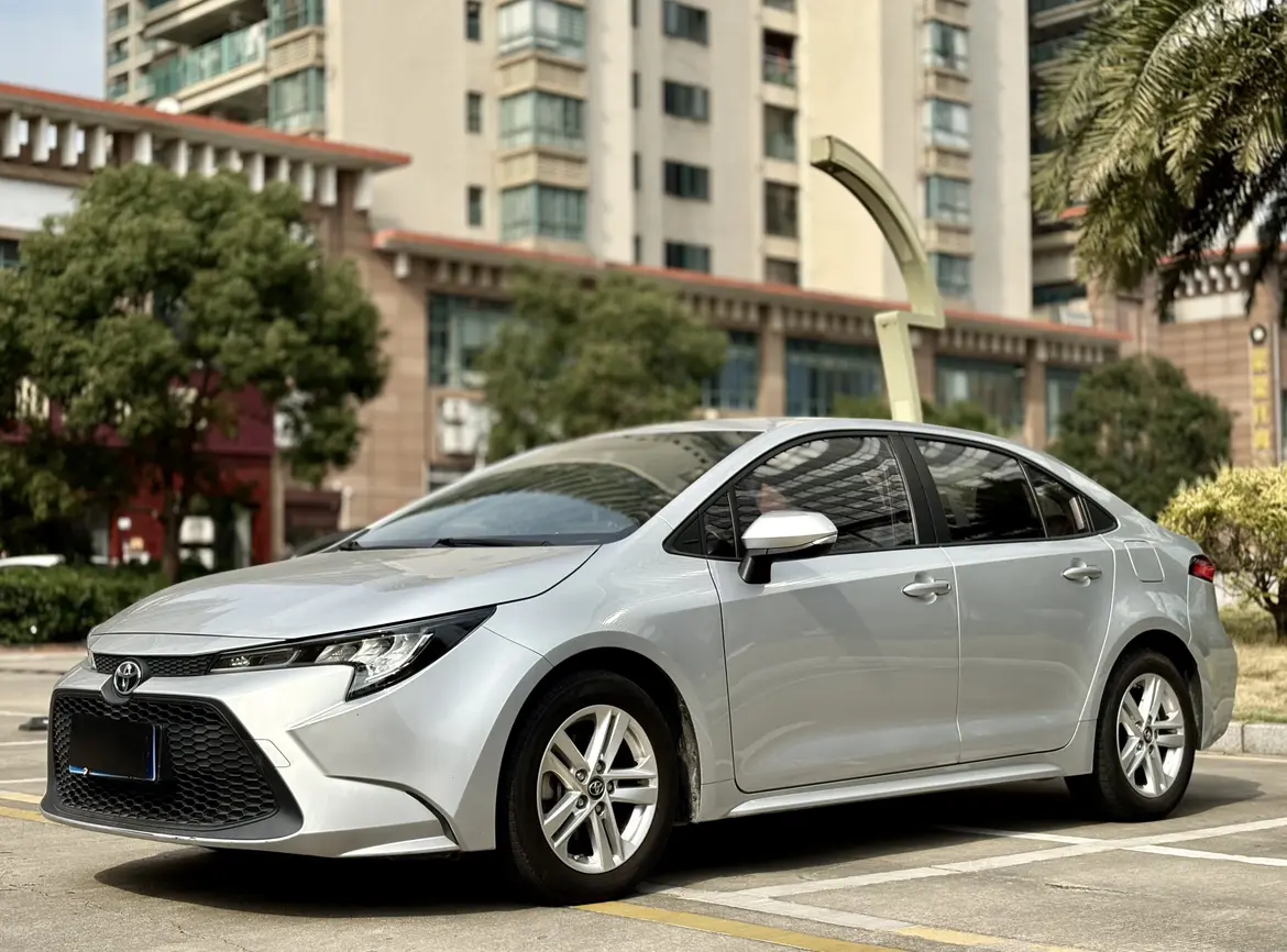 Toyota Levin (Lei Ling)  из Китая