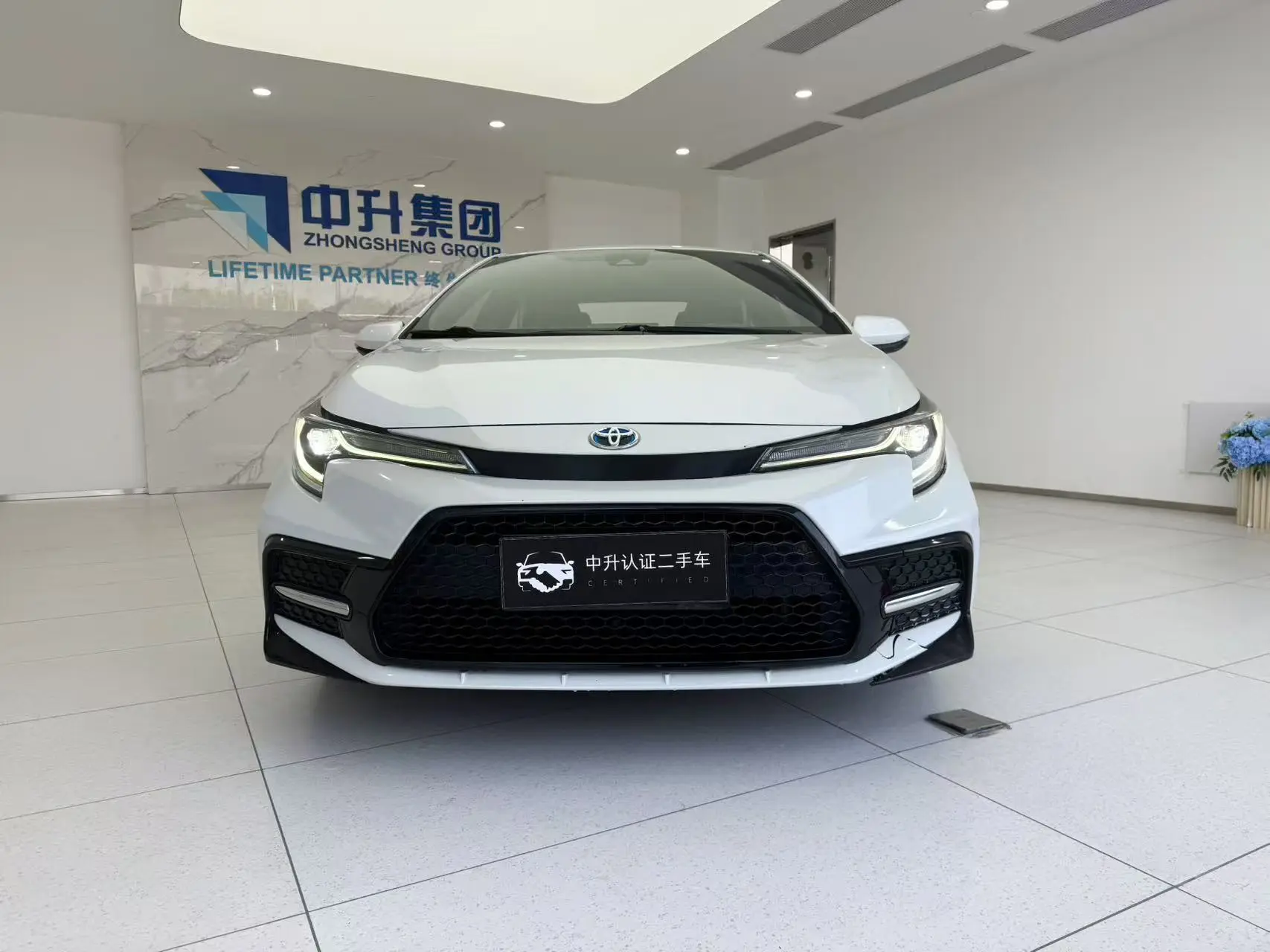 Toyota Levin (Lei Ling)  из Китая