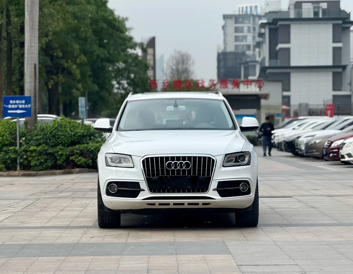 Audi Q5  из Китая