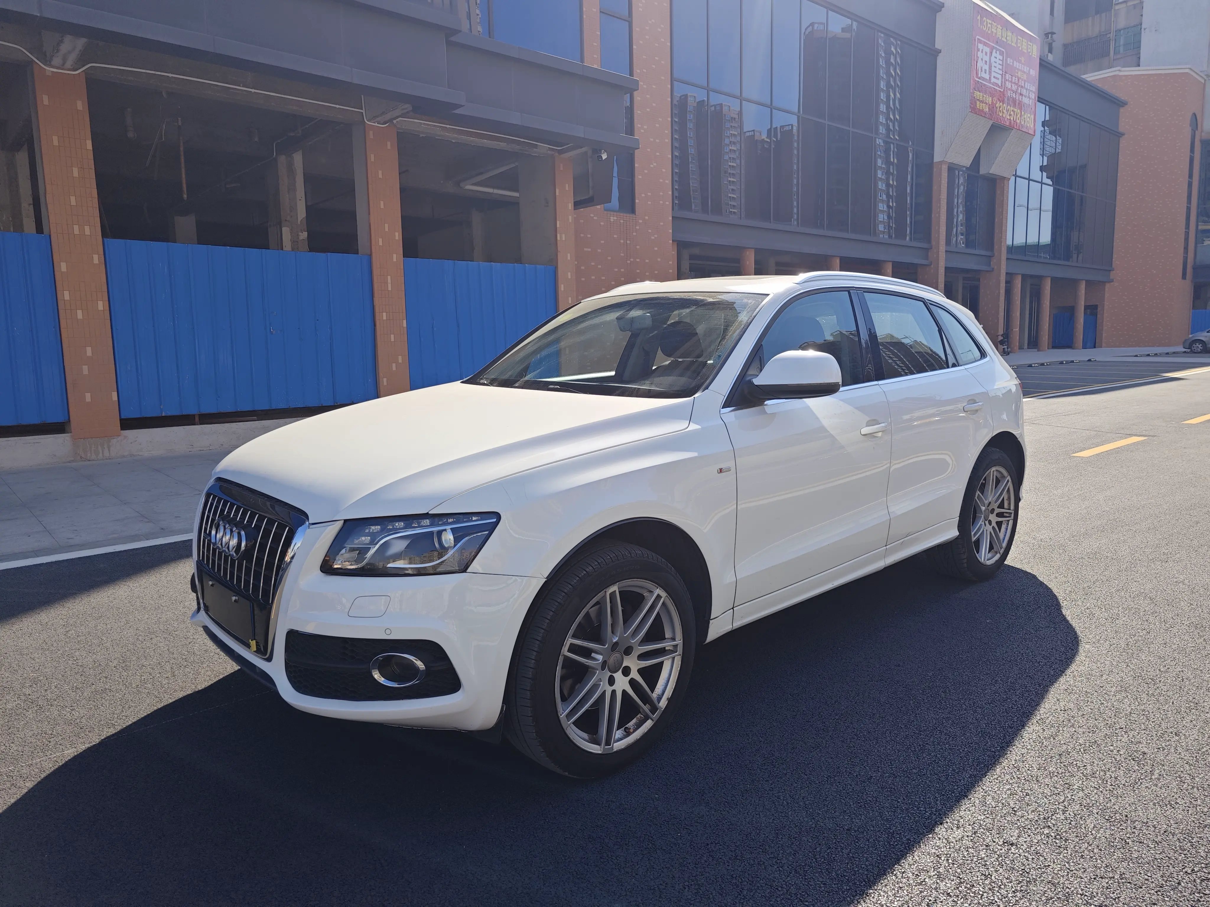 Audi Q5  из Китая
