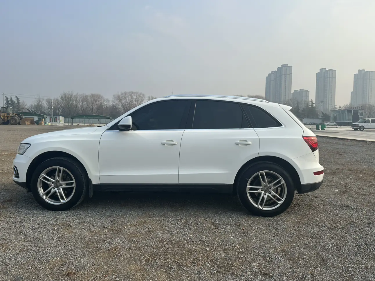 Audi Q5  из Китая