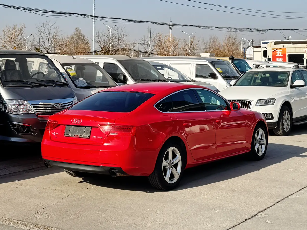Audi A5  из Китая