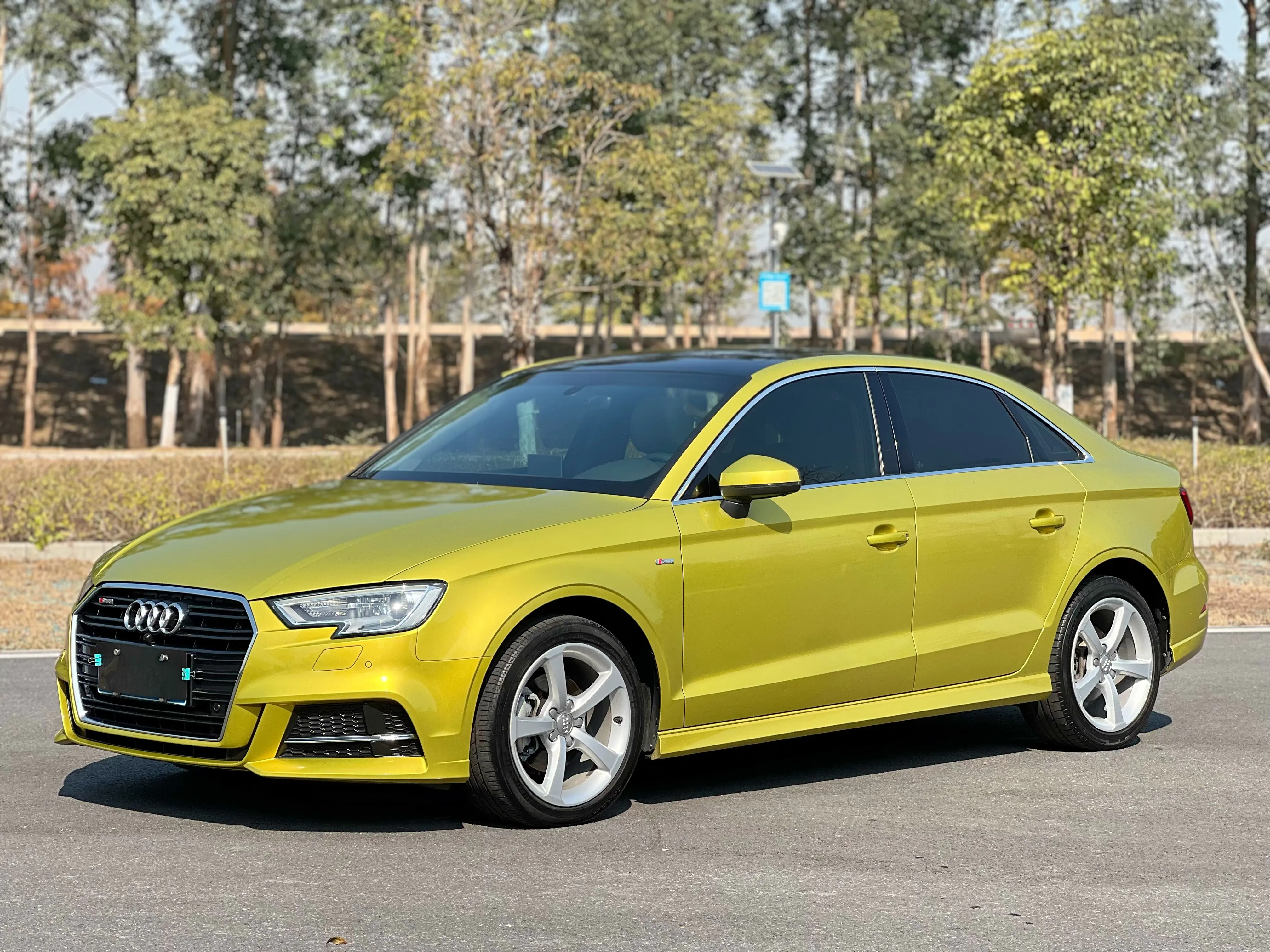 Audi A3  из Китая