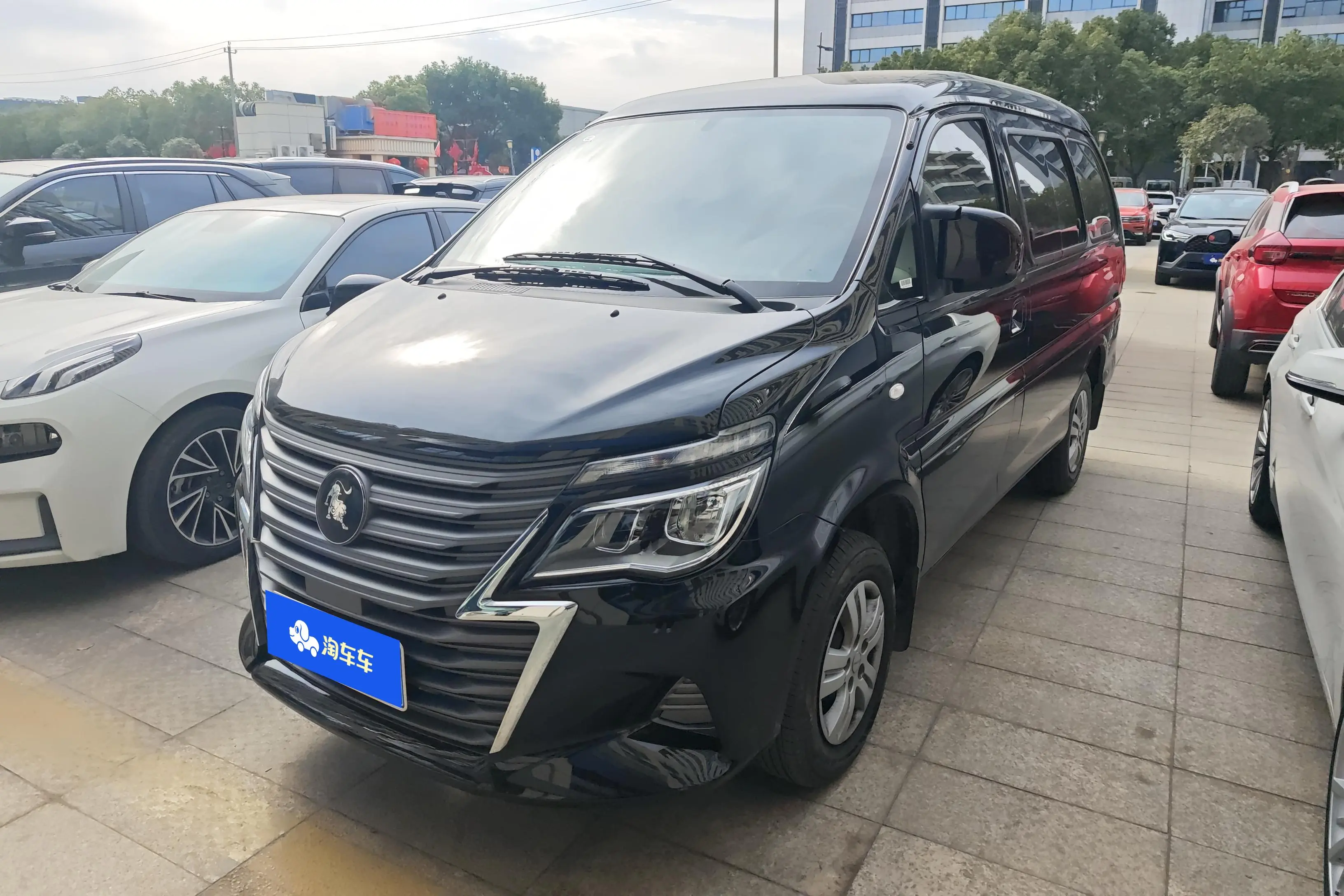 Forthing Lingzhi  из Китая