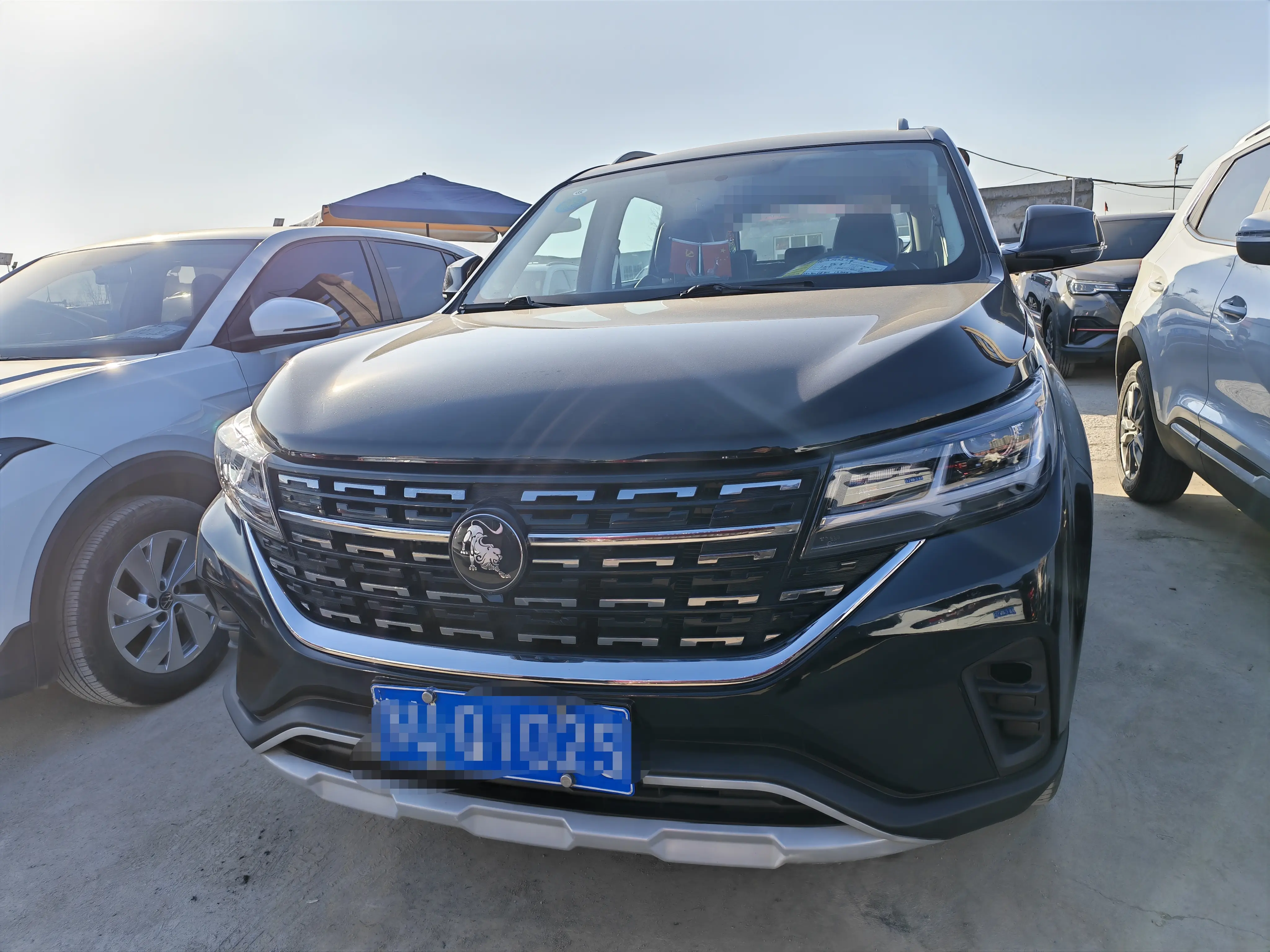 Forthing Fengxing T5  из Китая