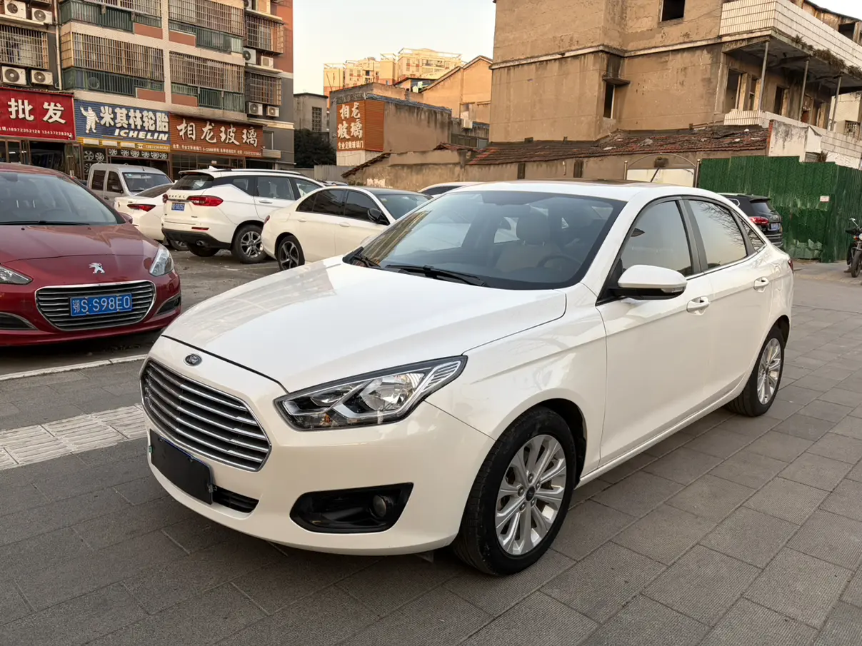 Ford Forrest  из Китая