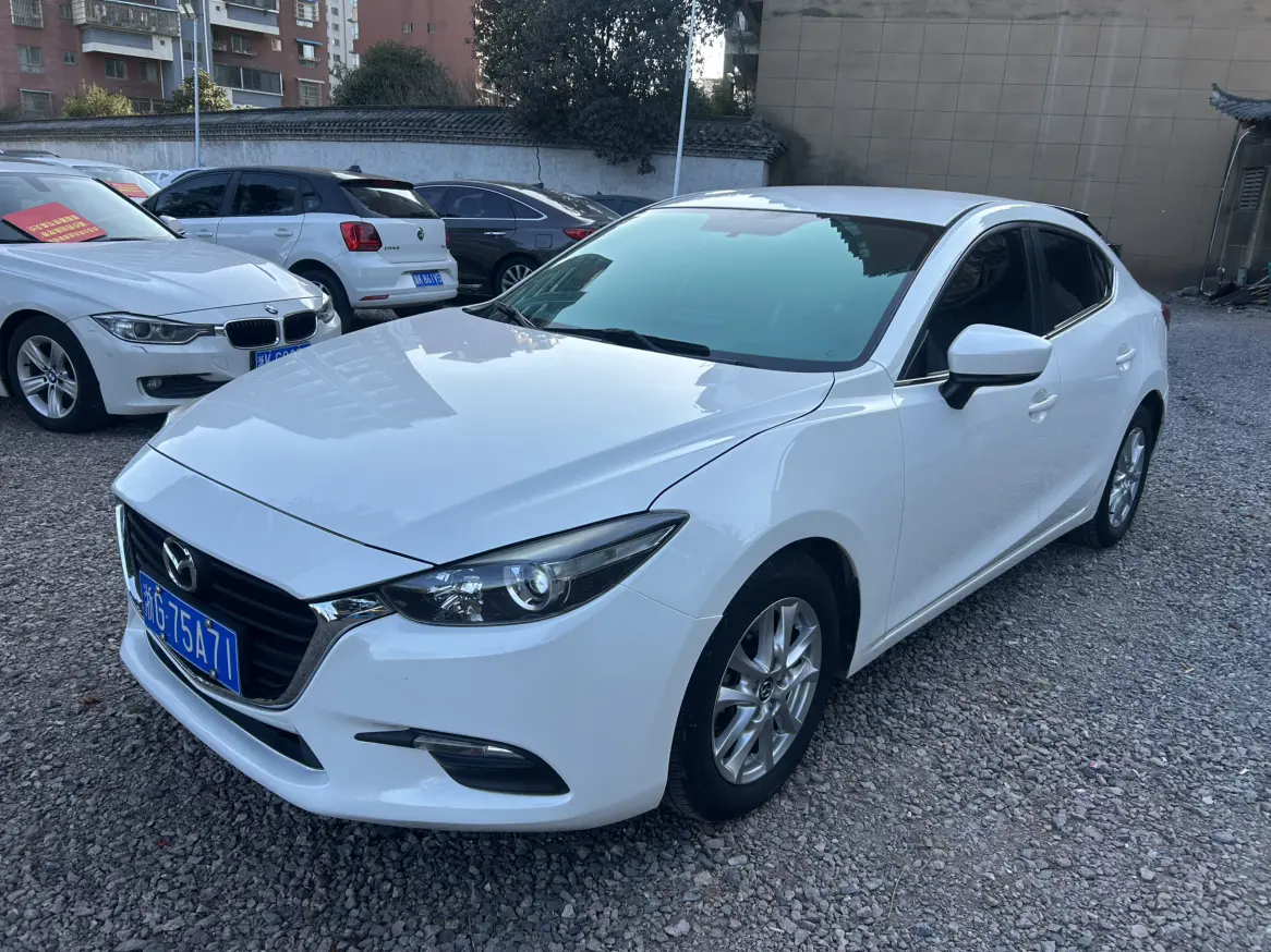Mazda Axela (Mazda3)  из Китая
