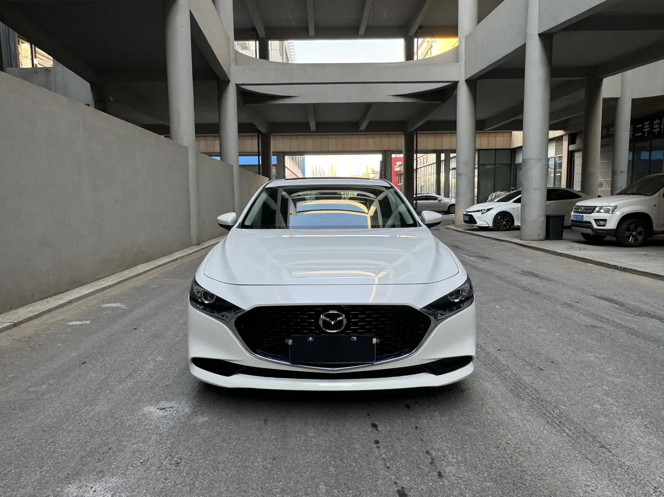 Mazda Axela (Mazda3)  из Китая