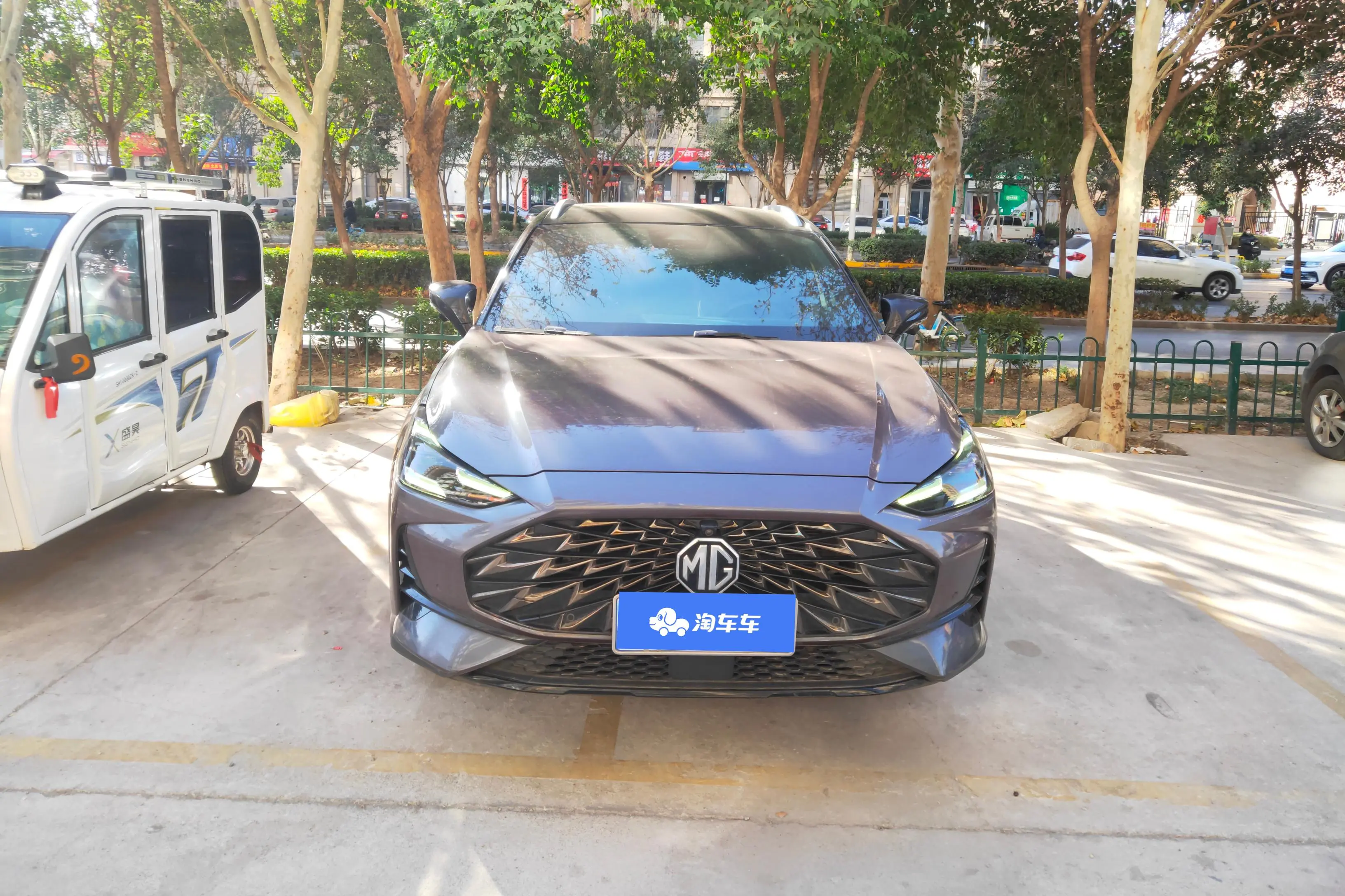 MG ONE  из Китая