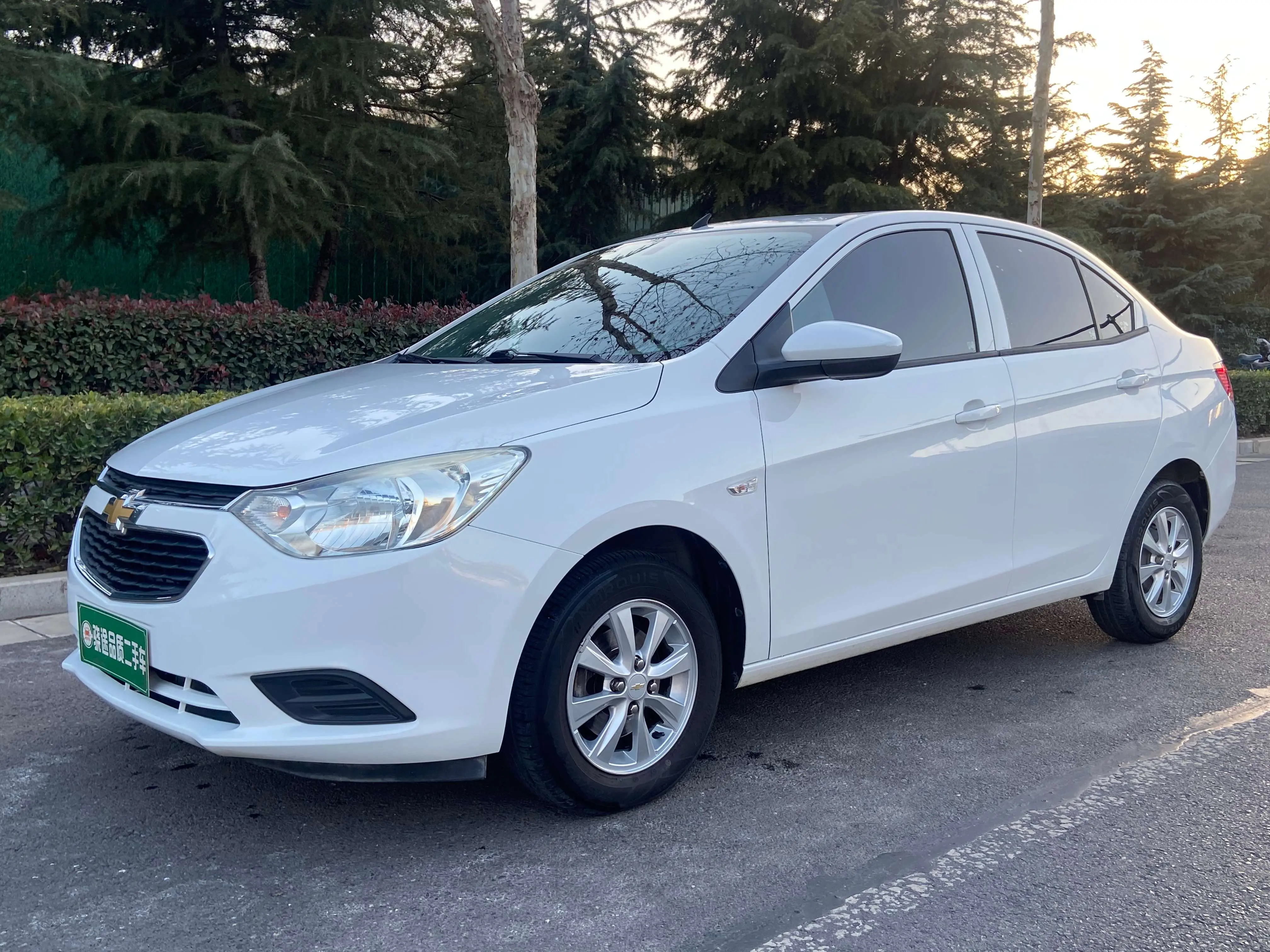 Chevrolet Sail  из Китая