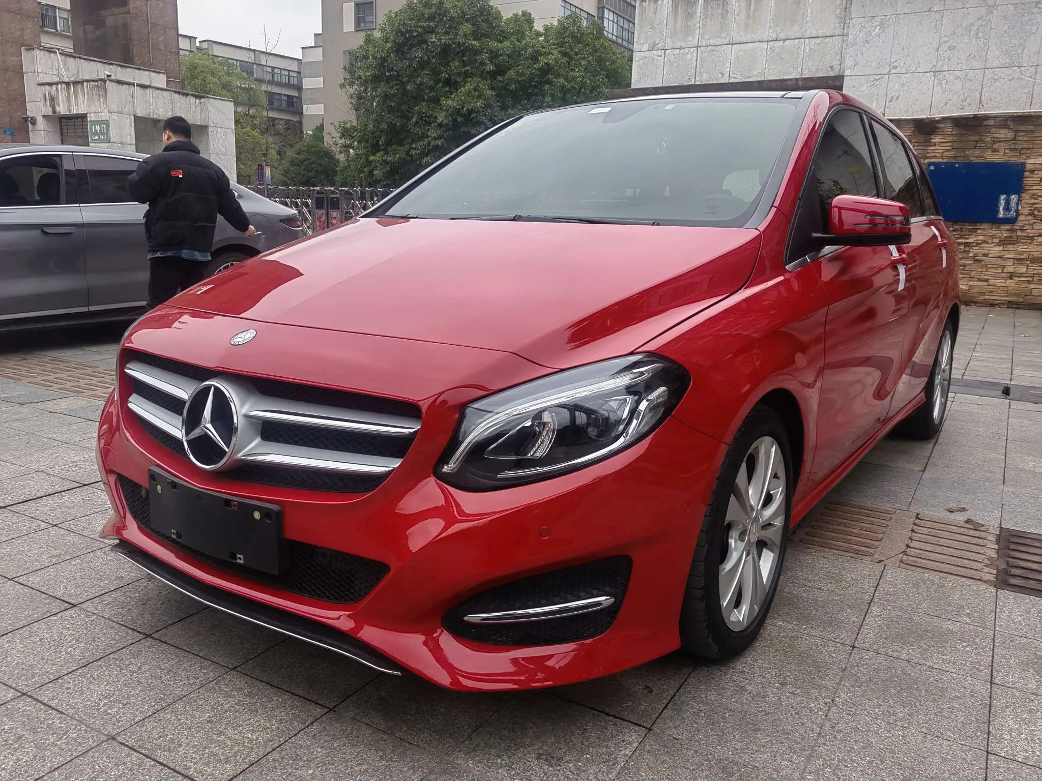 Mercedes-Benz Mercedes Benz B Class  из Китая