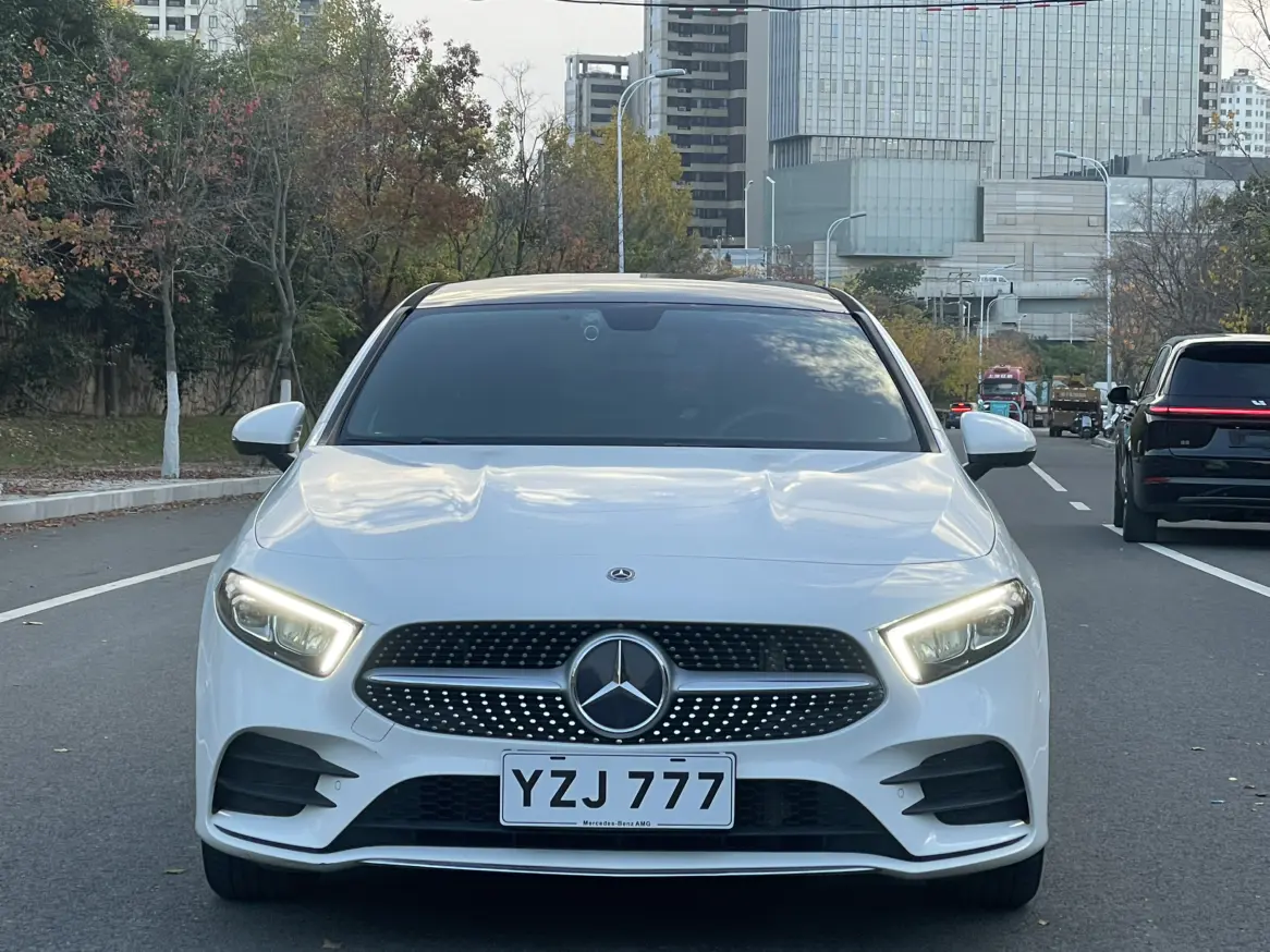 Mercedes-Benz Mercedes Benz A Class  из Китая