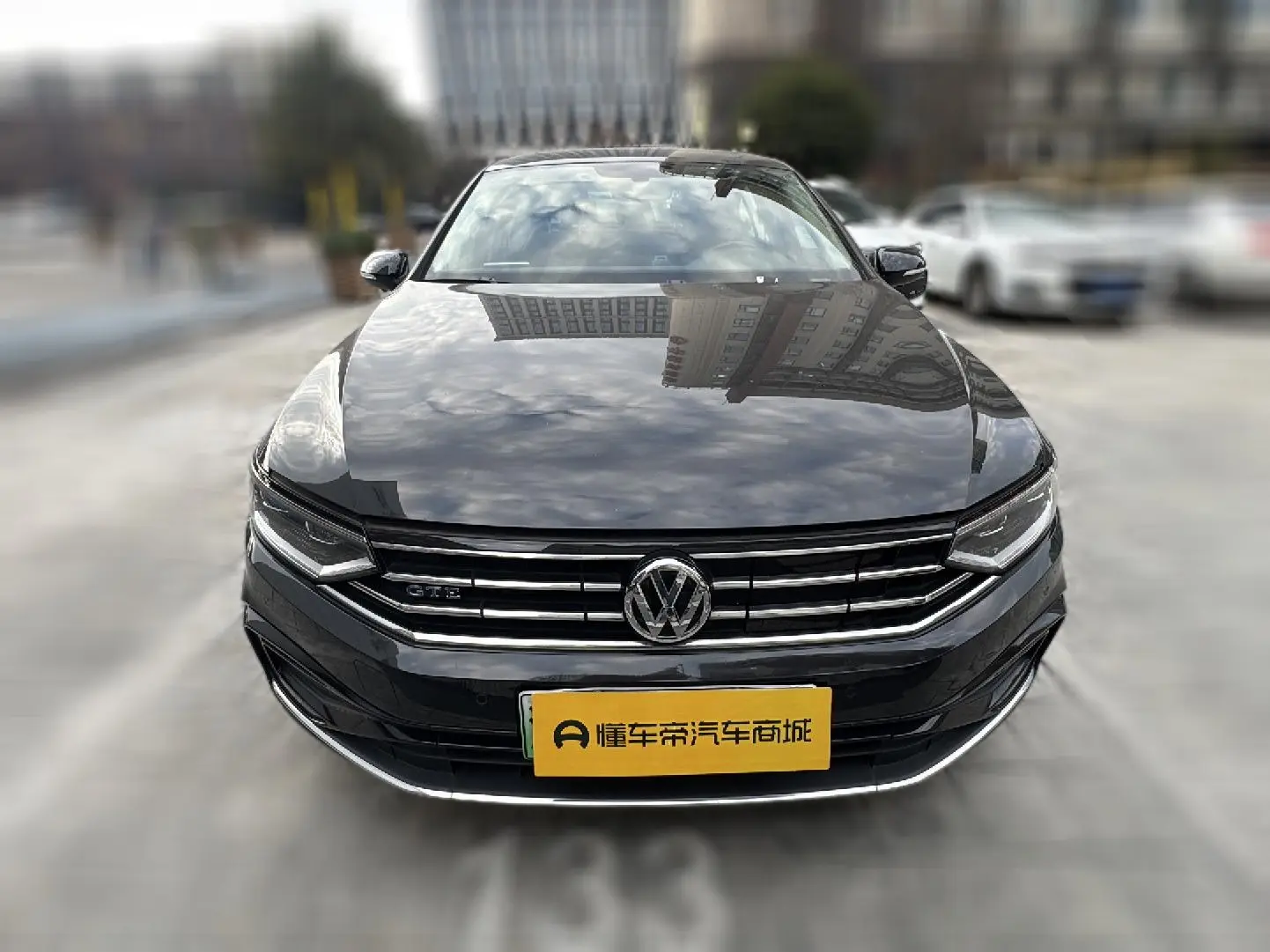 Volkswagen Magotan PHEV  из Китая