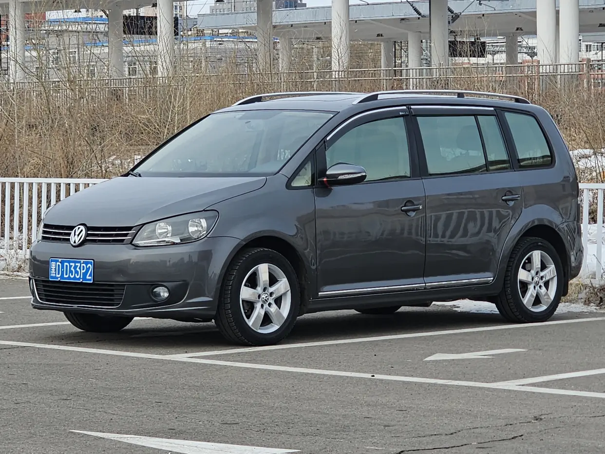 Volkswagen Touran  из Китая