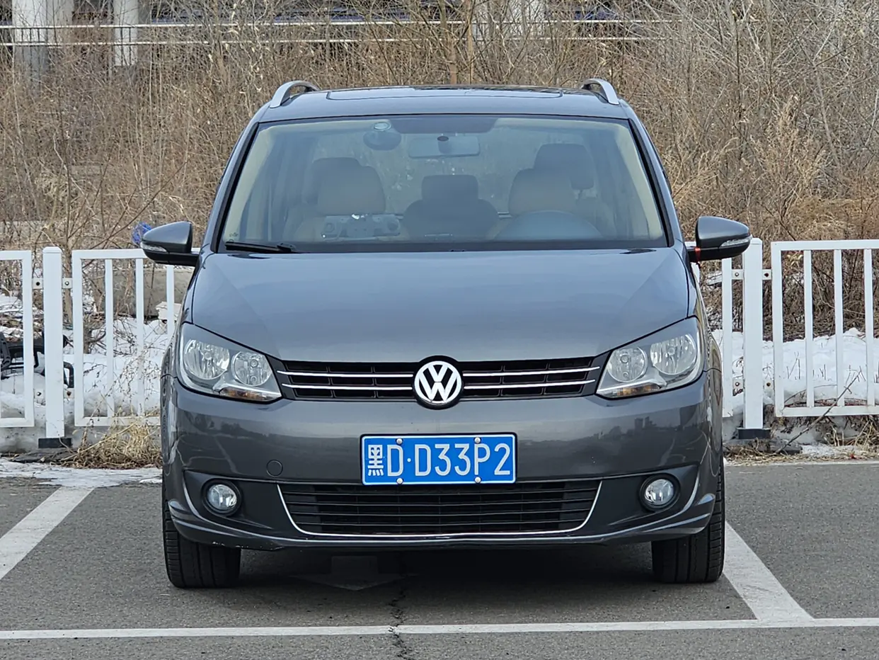 Volkswagen Touran  из Китая