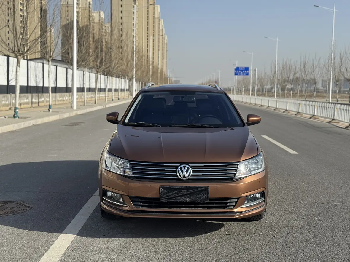 Volkswagen Langxing  из Китая
