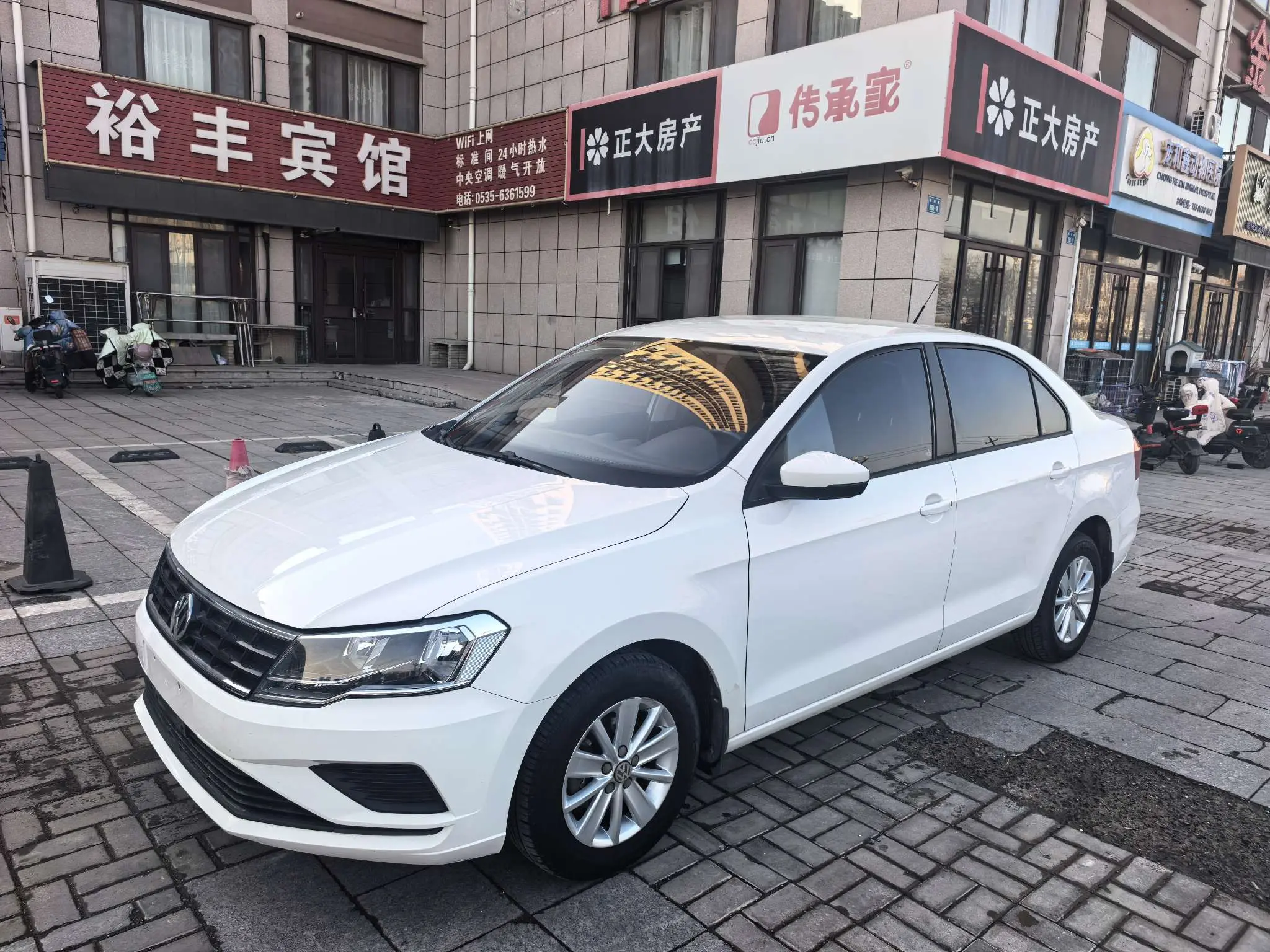 Volkswagen Jetta  из Китая