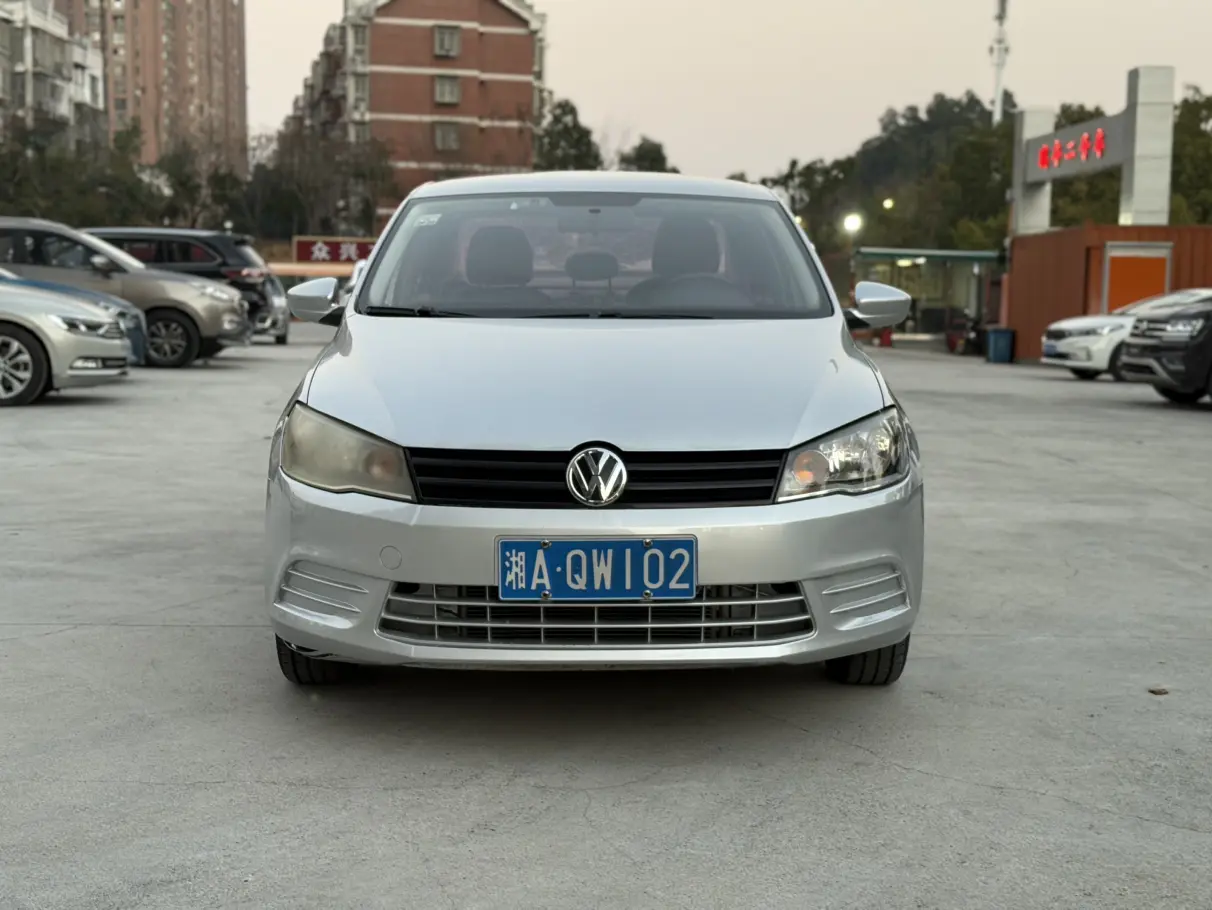 Volkswagen Jetta  из Китая
