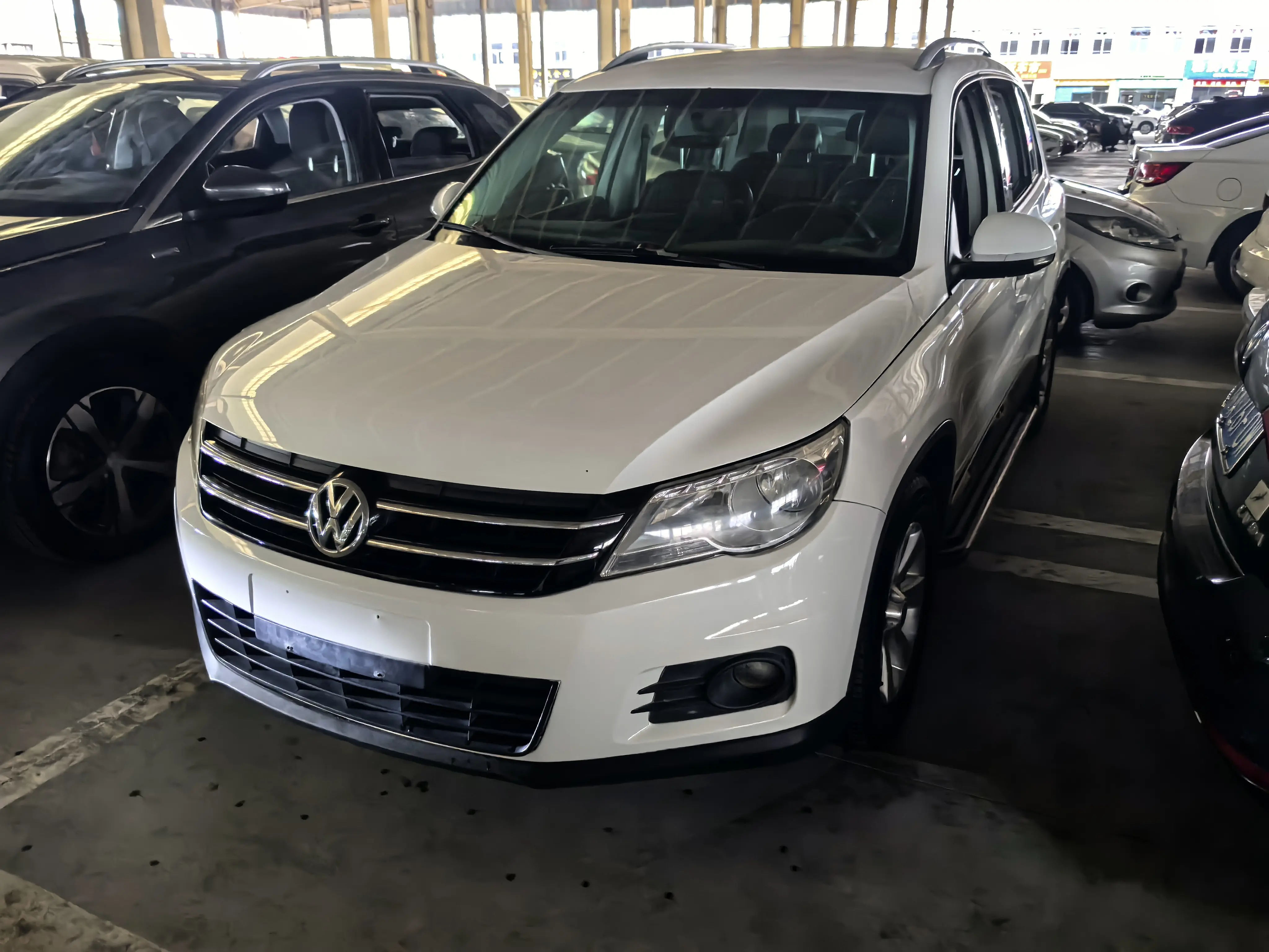 Volkswagen Tiguan  из Китая