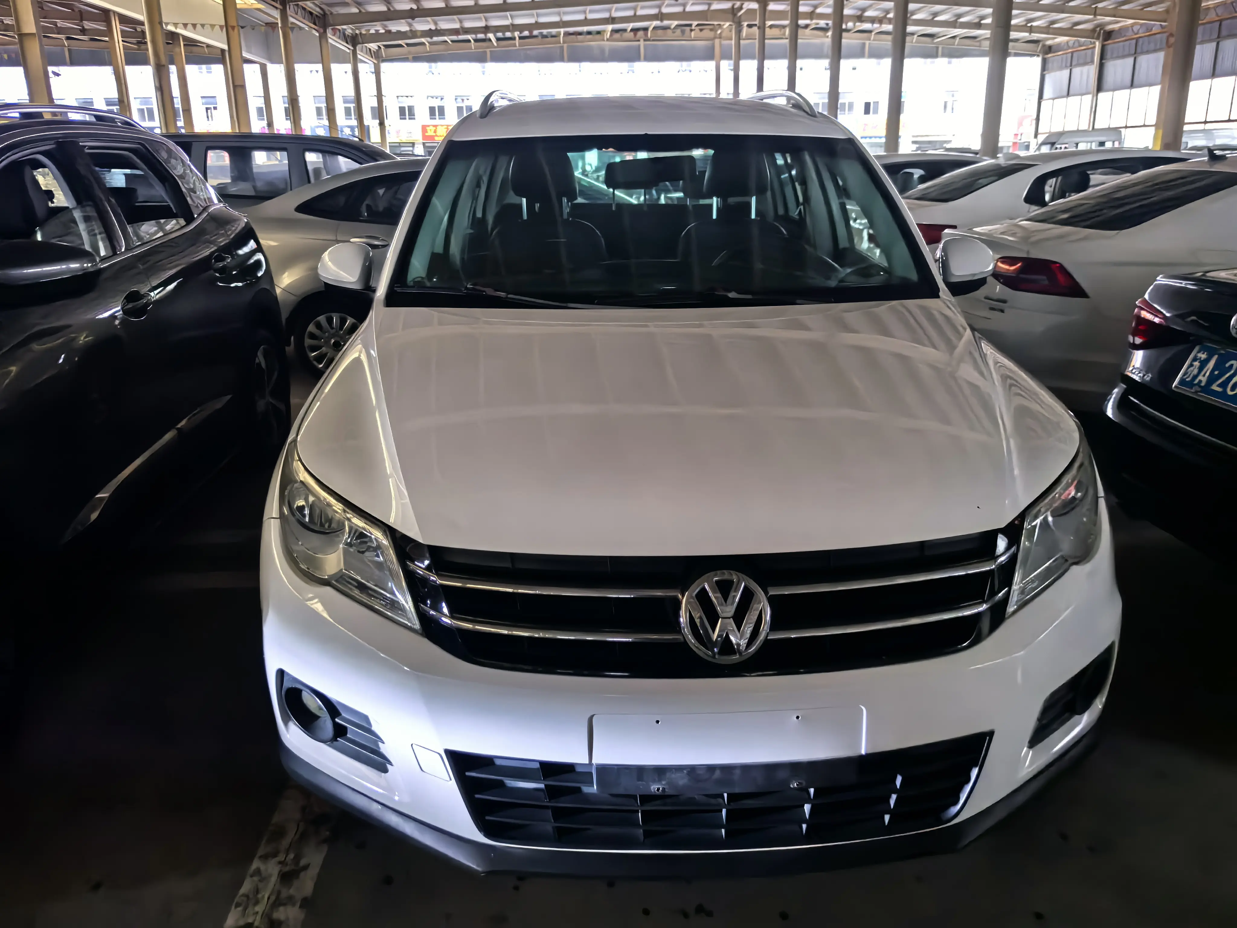 Volkswagen Tiguan  из Китая