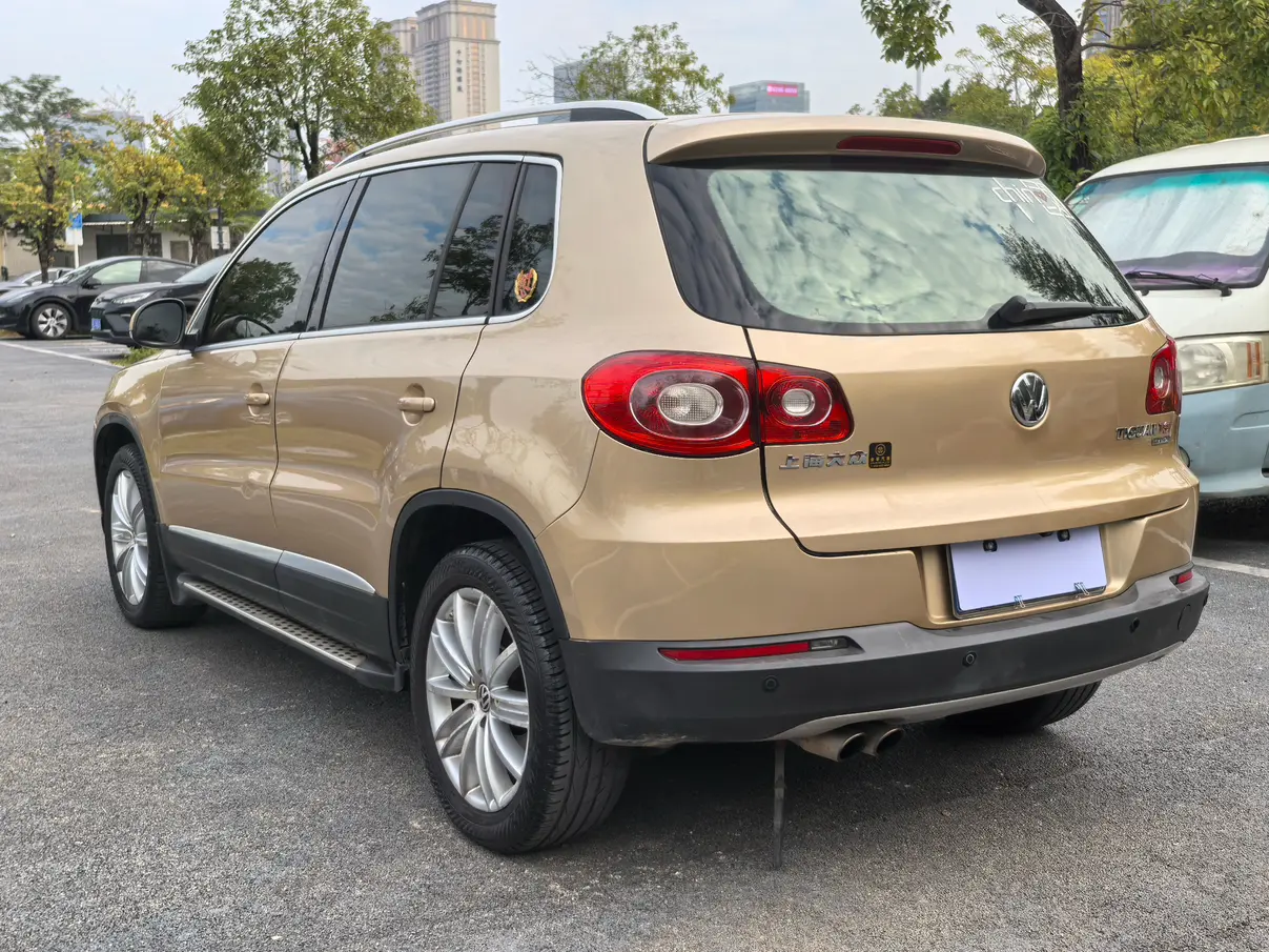 Volkswagen Tiguan  из Китая