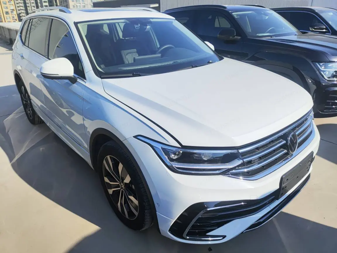 Volkswagen Tiguan L  из Китая