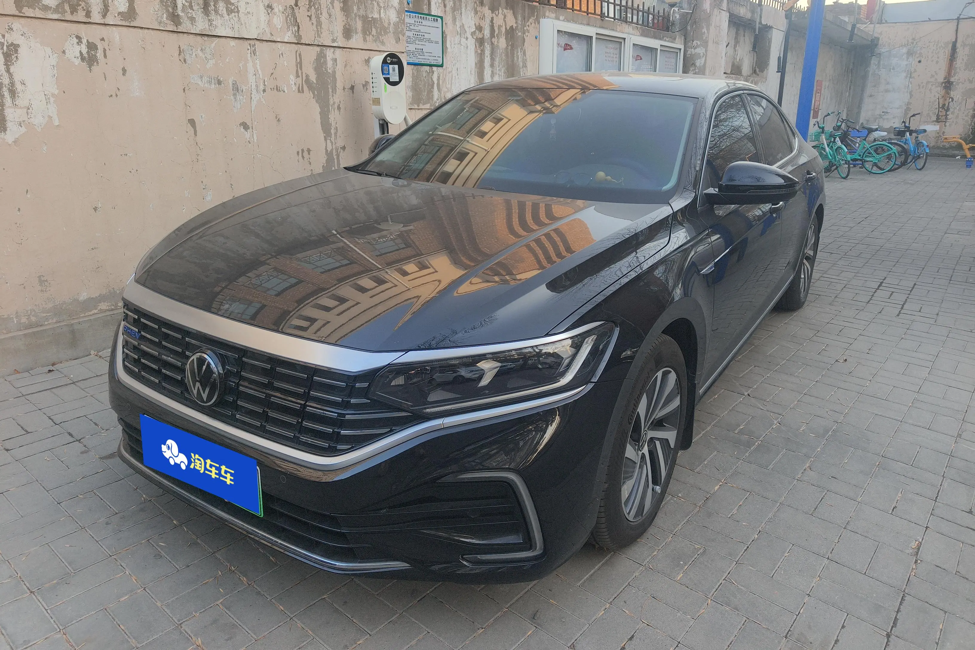 Volkswagen Passat PHEV  из Китая