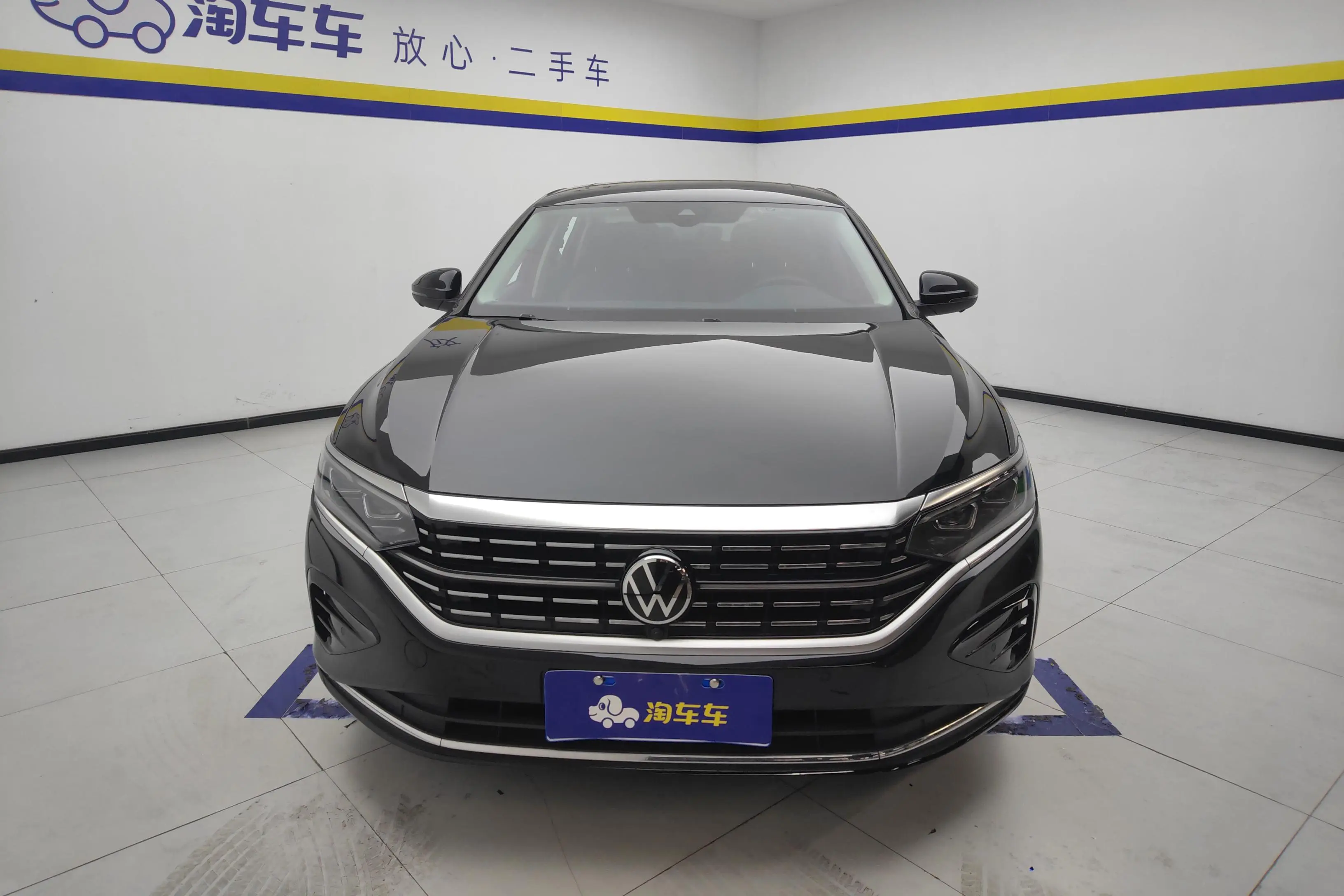 Volkswagen Passat  из Китая