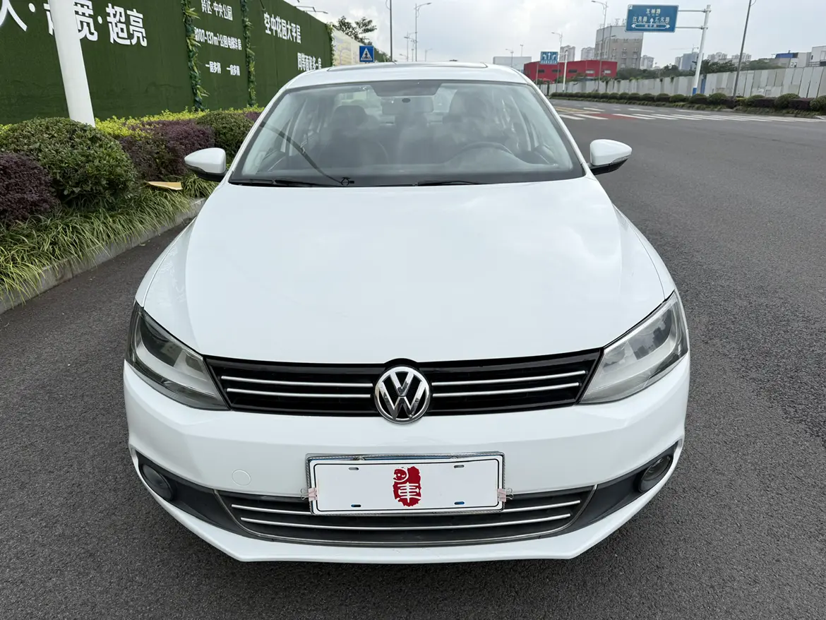 Volkswagen Sagitar  из Китая
