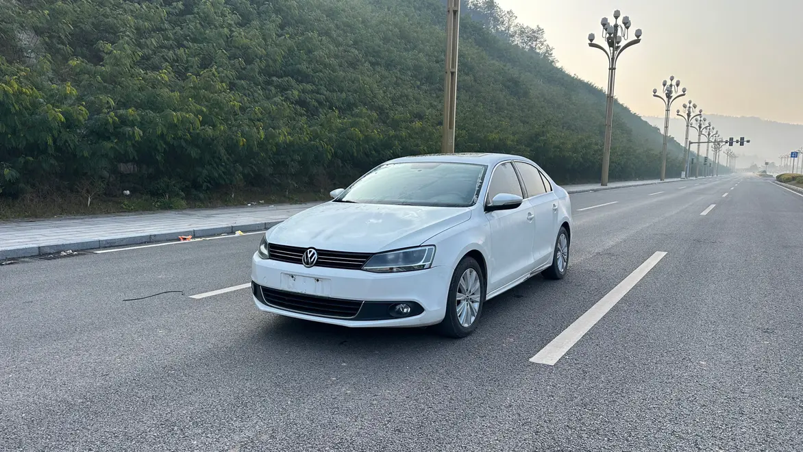 Volkswagen Sagitar  из Китая