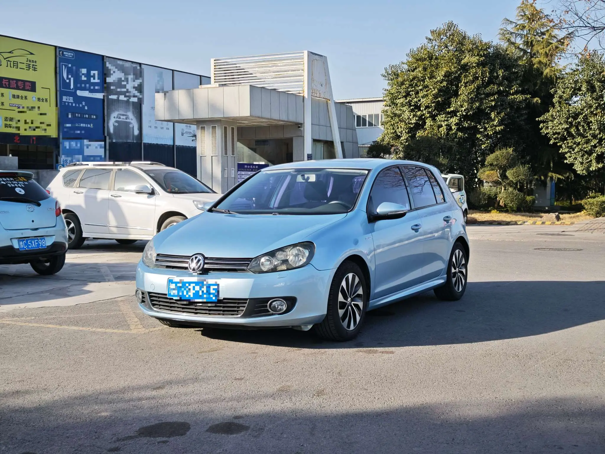 Volkswagen Golf  из Китая