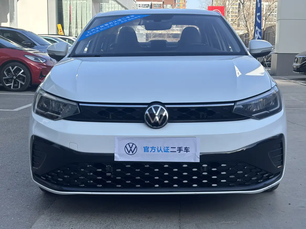 Volkswagen Lavida  из Китая
