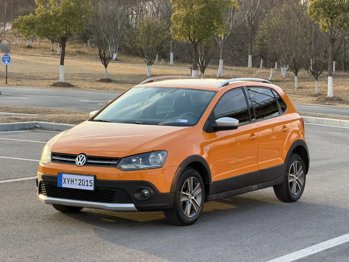 Volkswagen Polo  из Китая