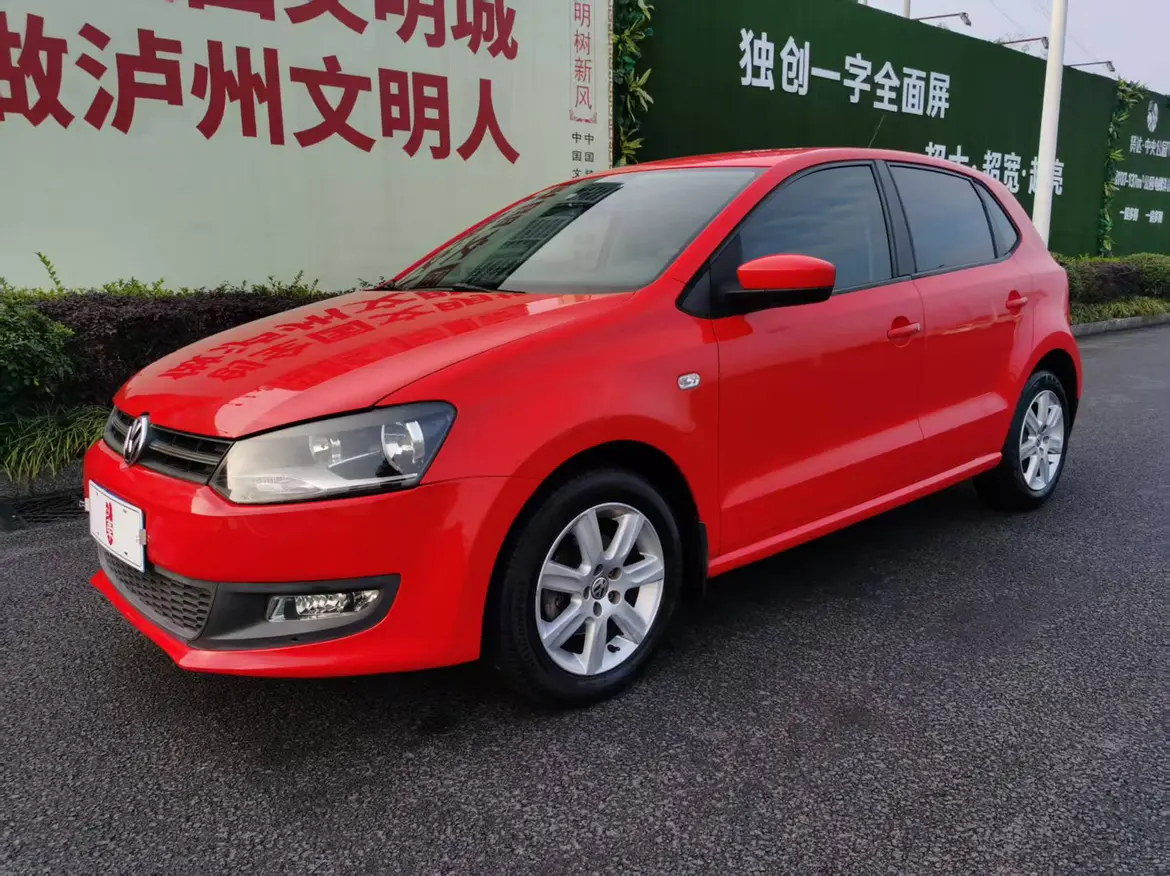 Volkswagen Polo  из Китая