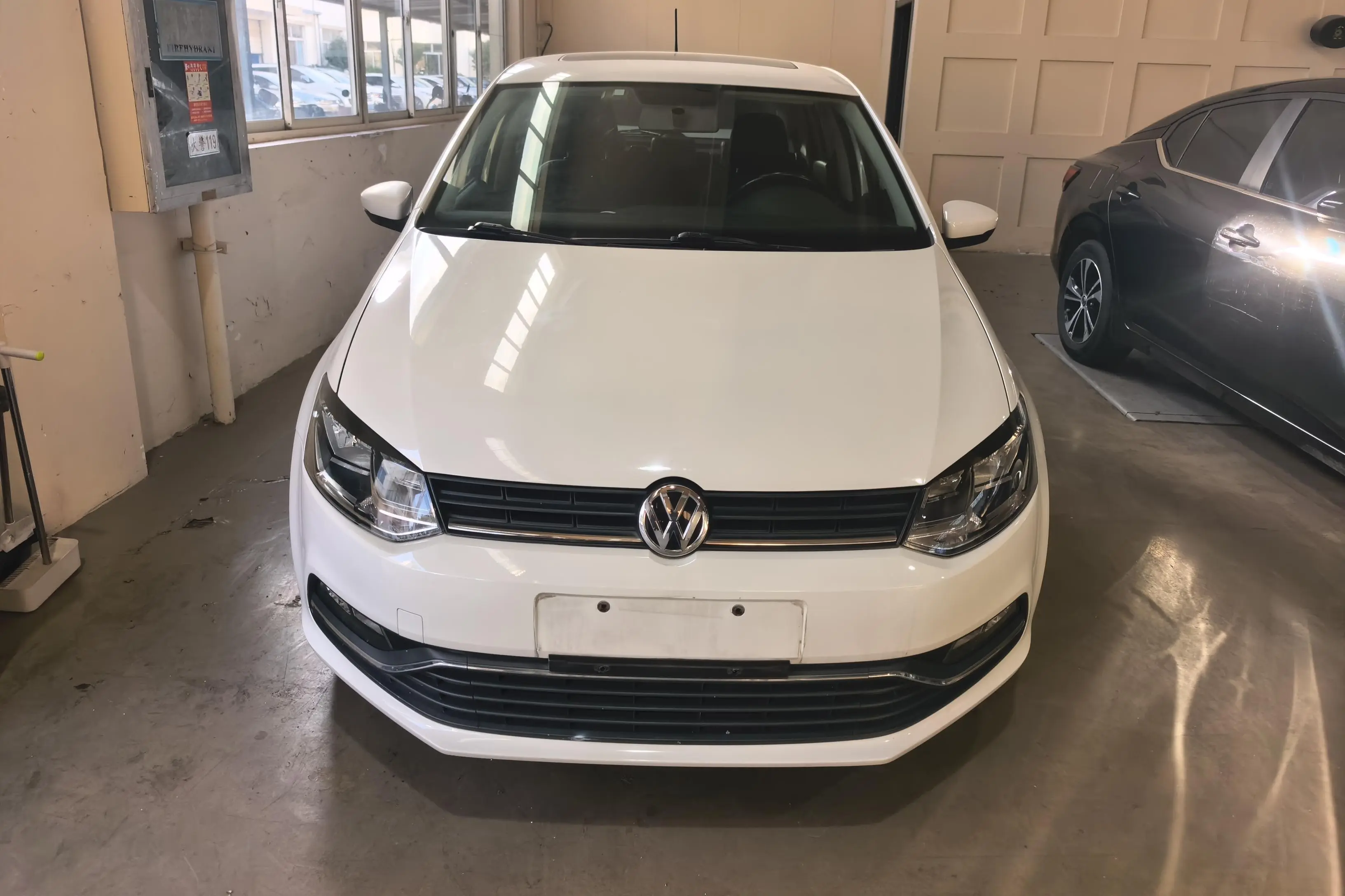 Volkswagen Polo  из Китая