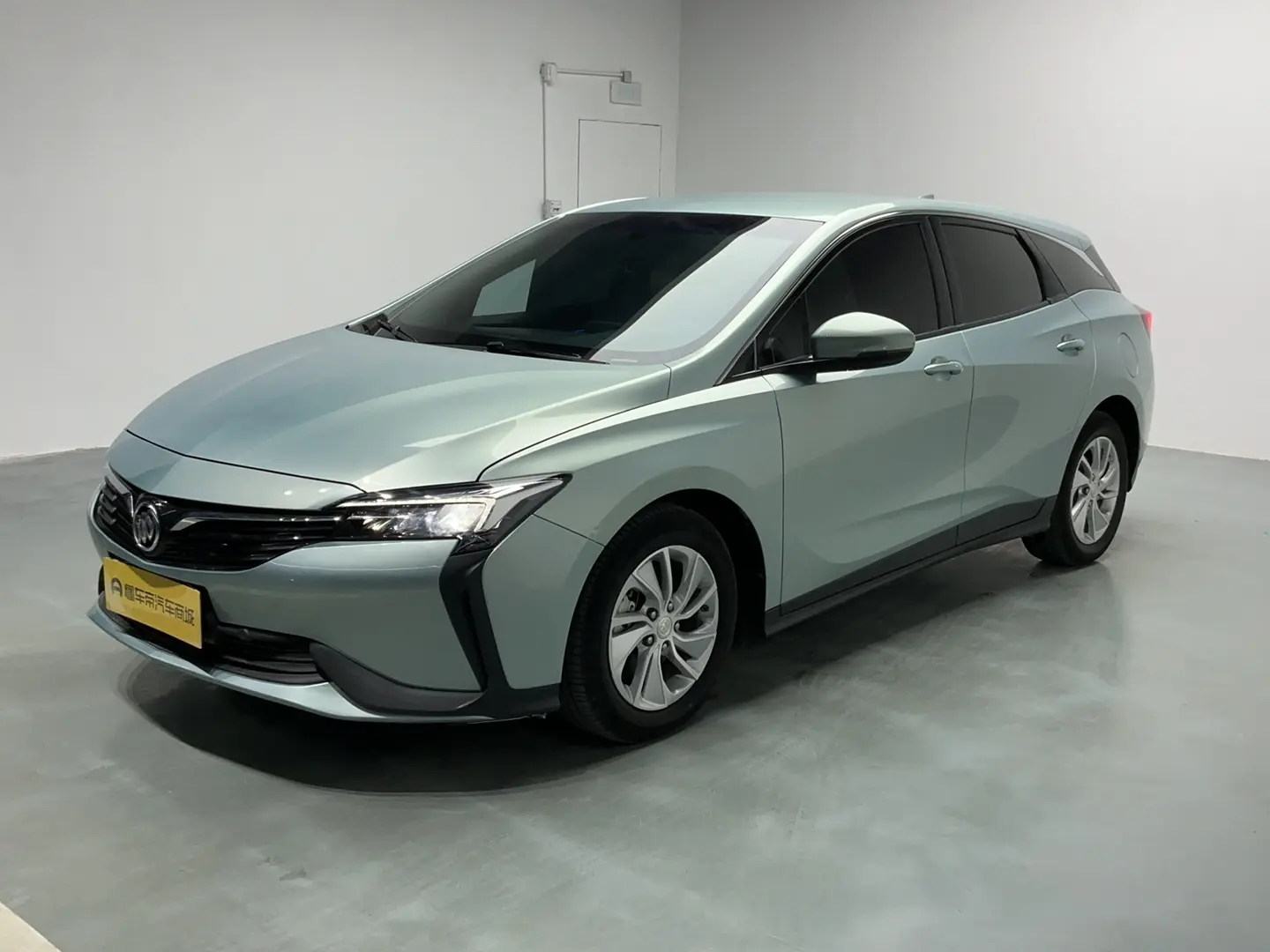 Buick Weilan 6 PHEV  из Китая