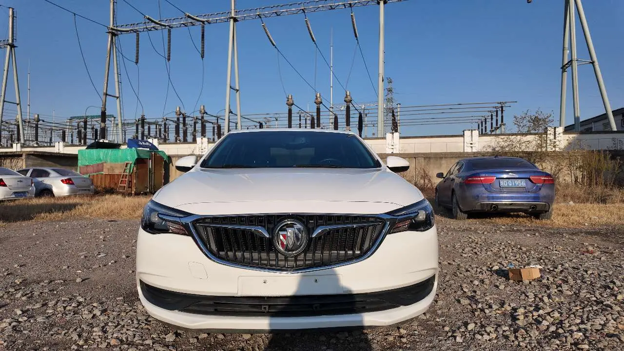 Buick Yinglang  из Китая