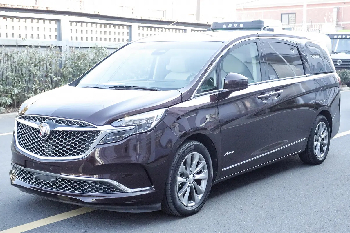 Buick GL8  из Китая