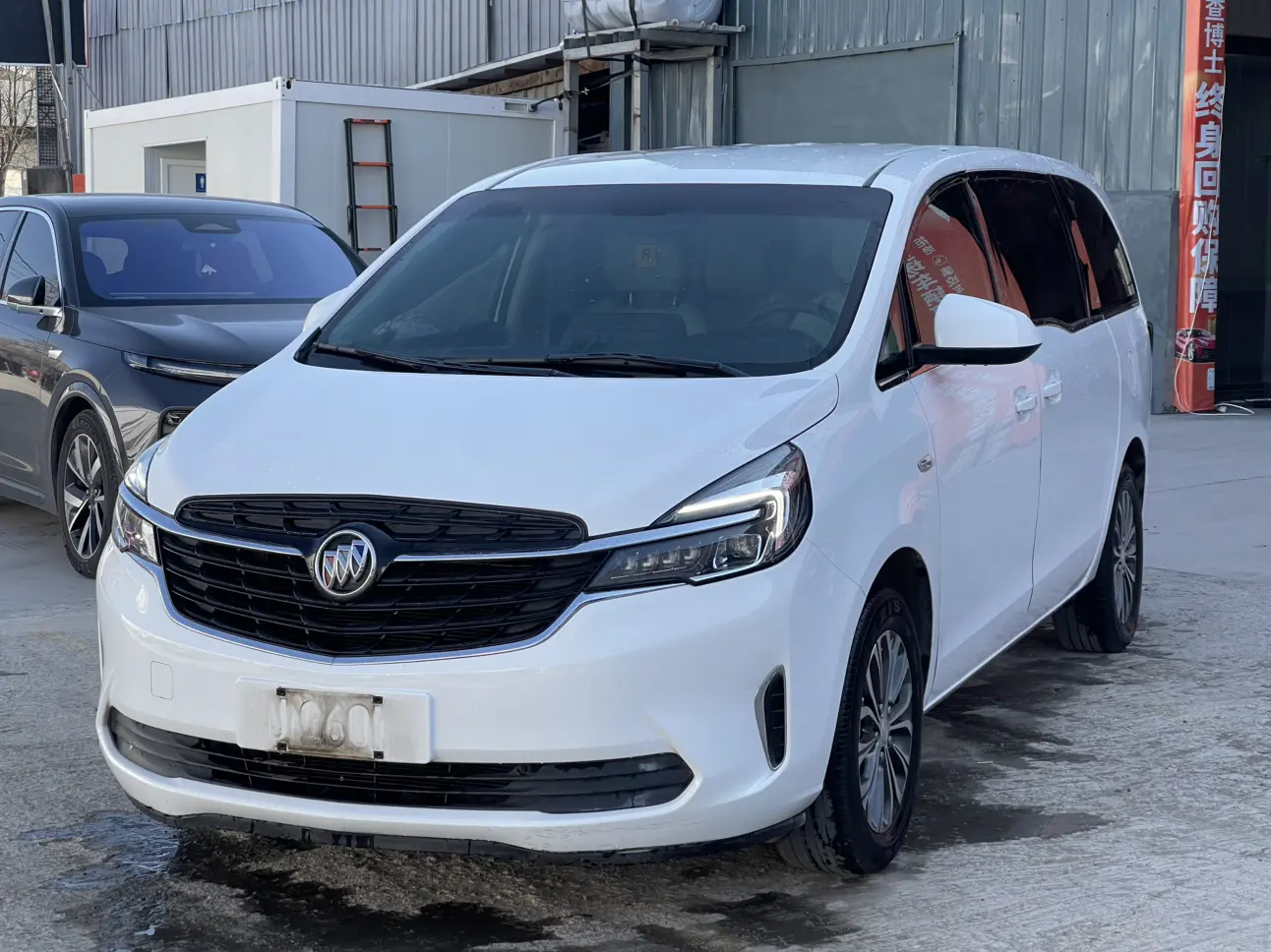 Buick GL8  из Китая