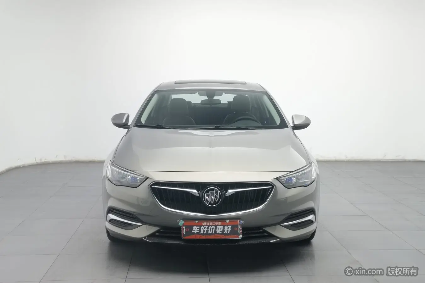 Buick Majesty  из Китая