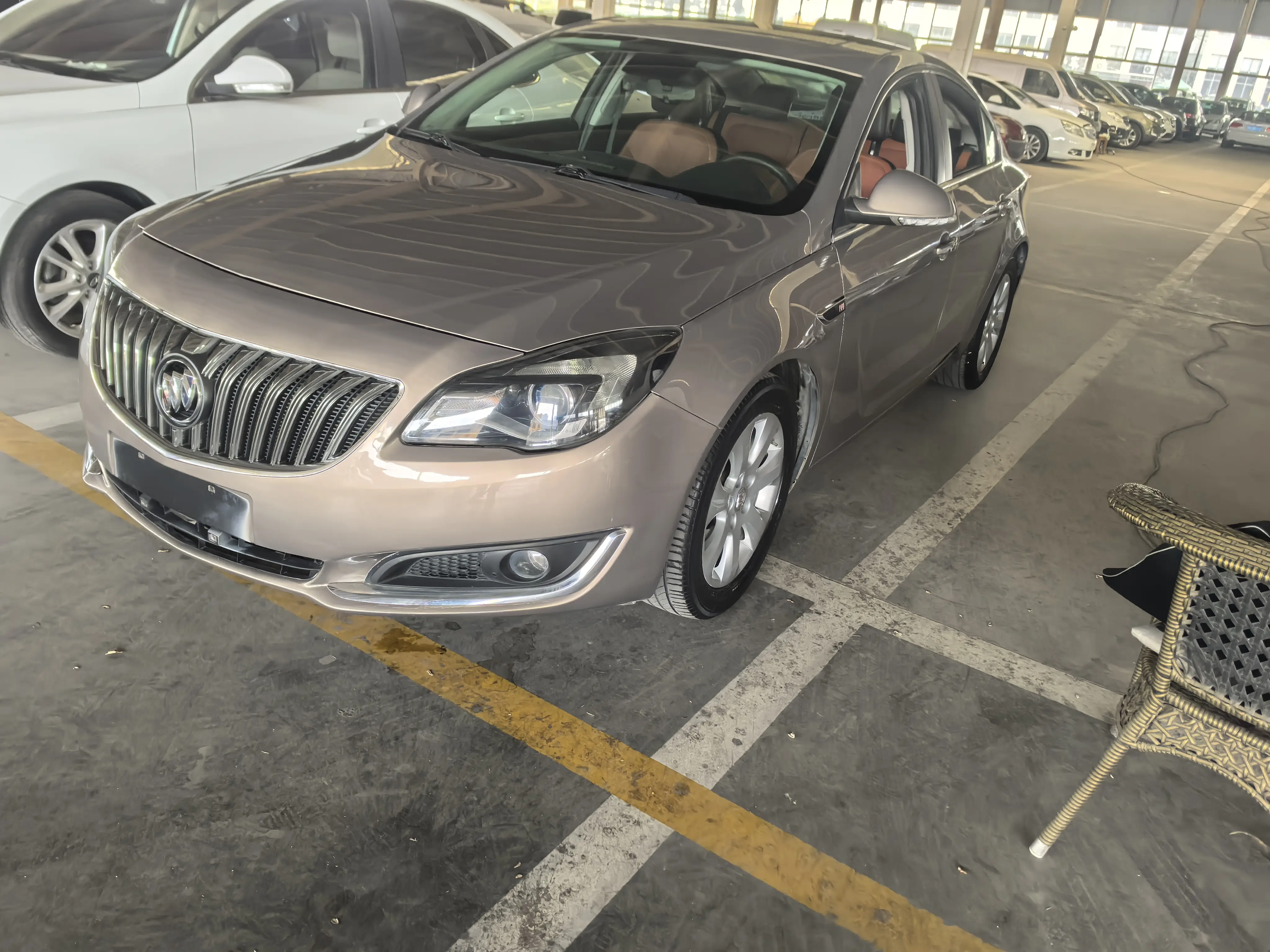 Buick Majesty  из Китая