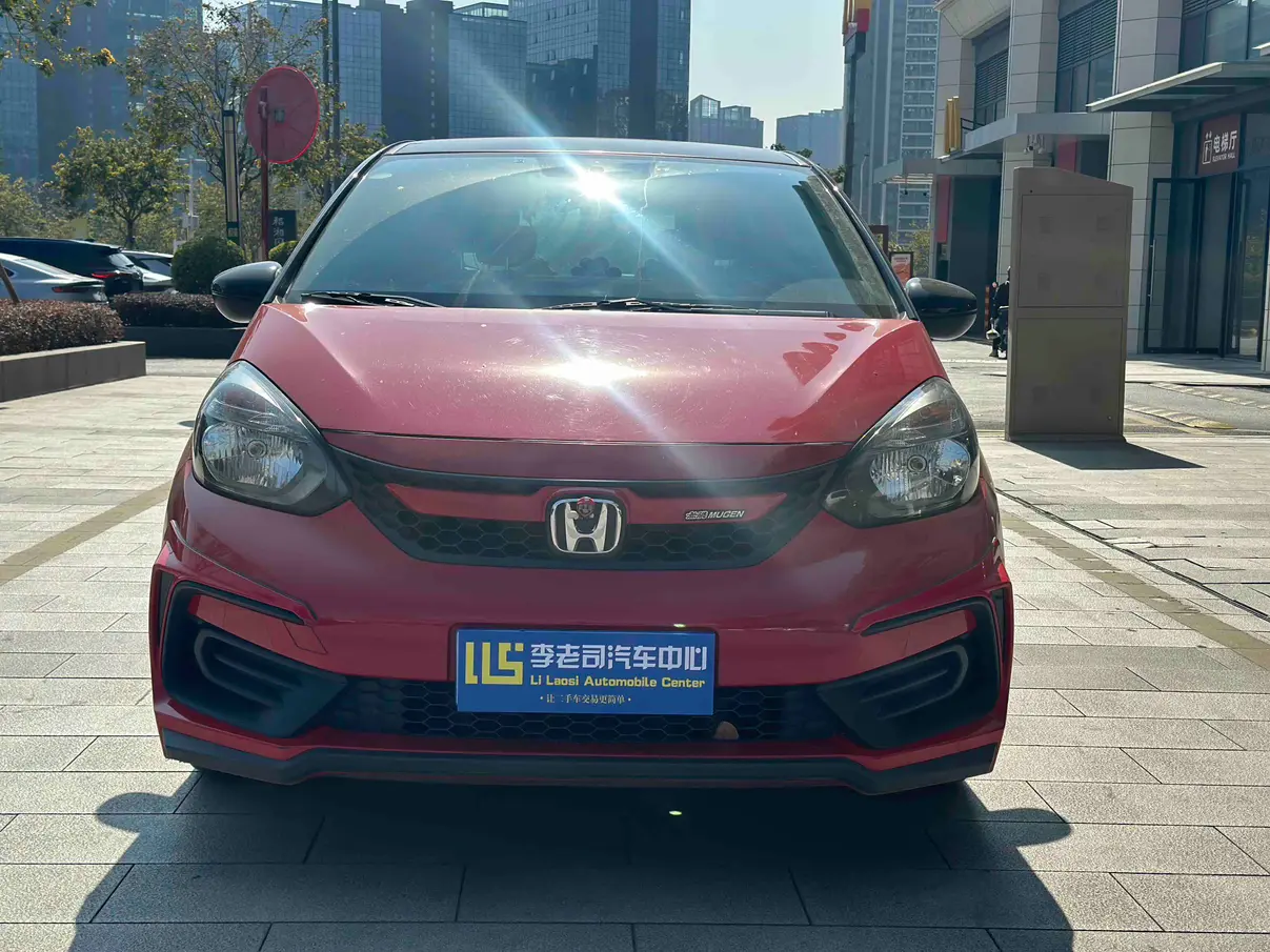 Honda Fit  из Китая