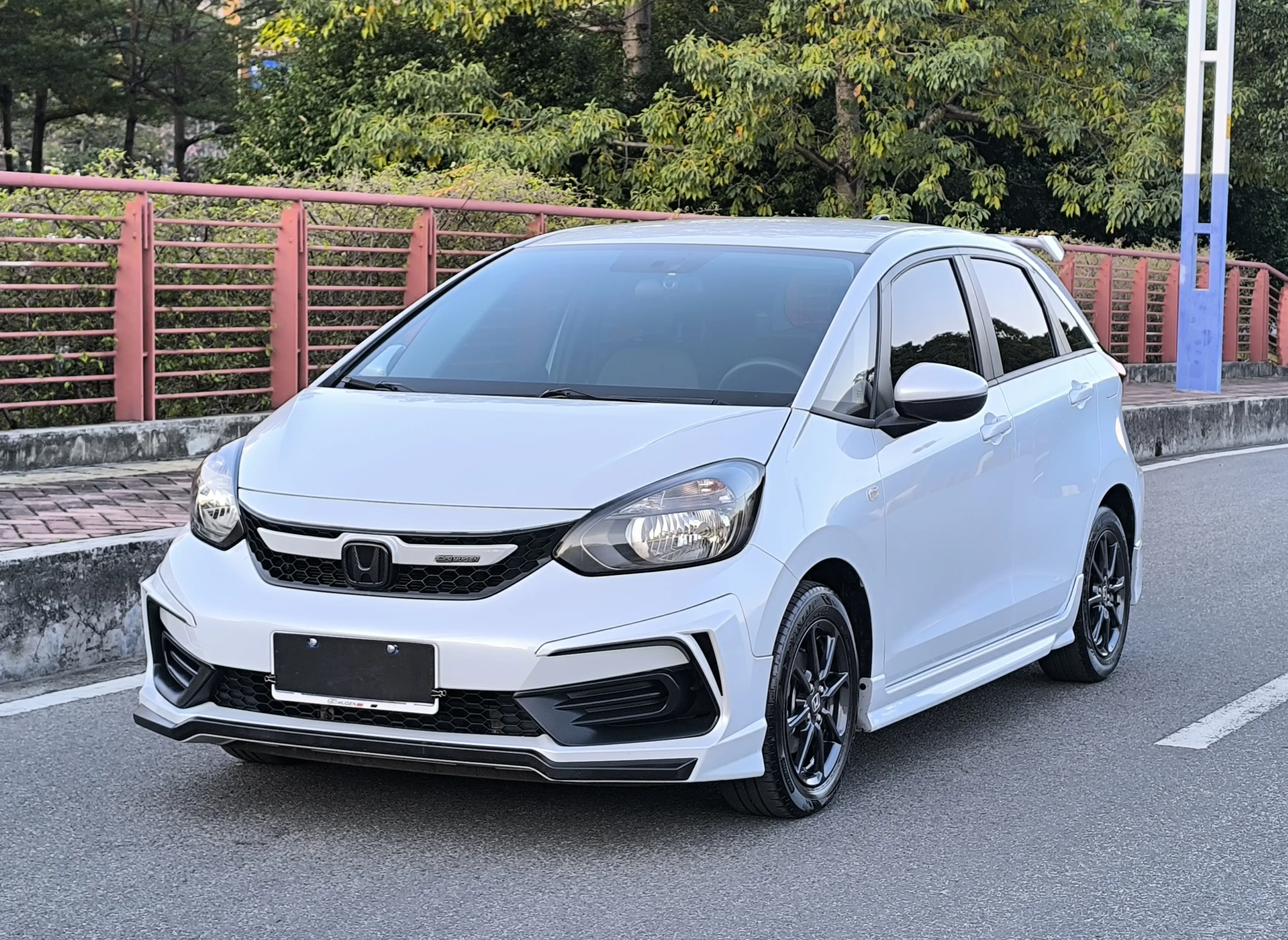 Honda Fit  из Китая