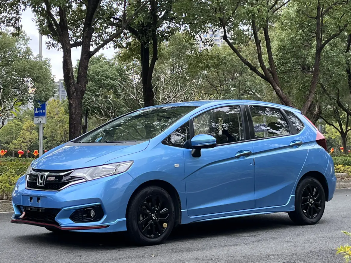 Honda Fit  из Китая
