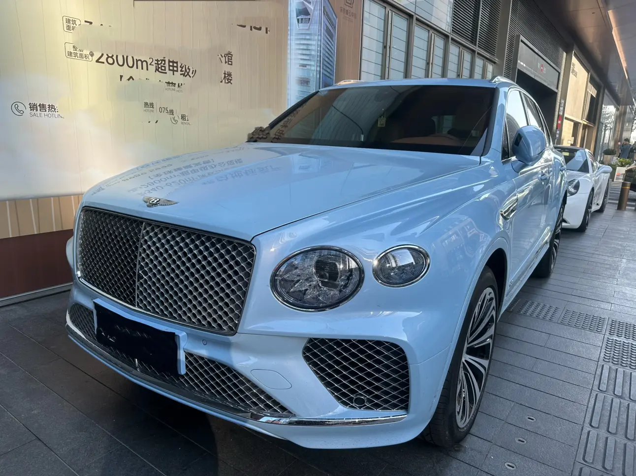 Bentley Bentayga  из Китая